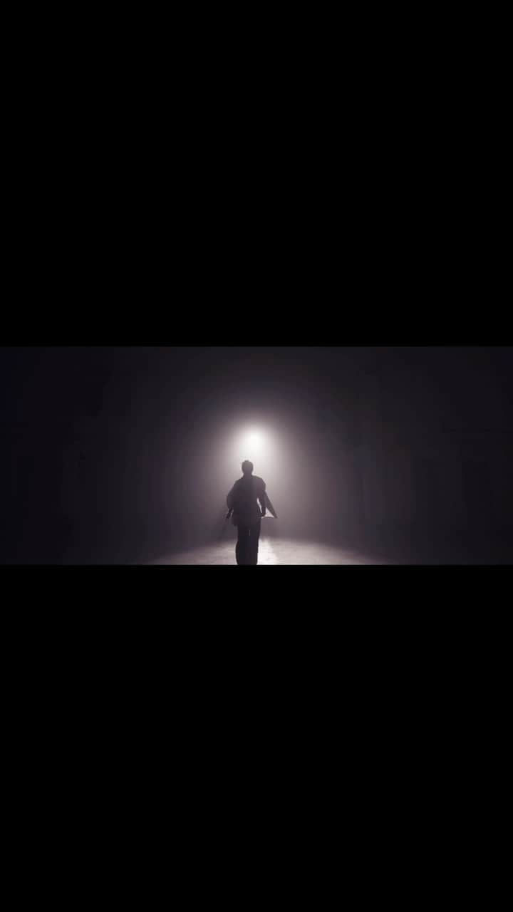 ジャクリーン・ウォンのインスタグラム：「June 5th stay tuned. ✨✨  00:00 各大音樂平台上架  20:00 MV release on Youtube (link in bio)   #沙包 #黃心穎 #JacquelineWong #sumthing #makesumthinghappen」