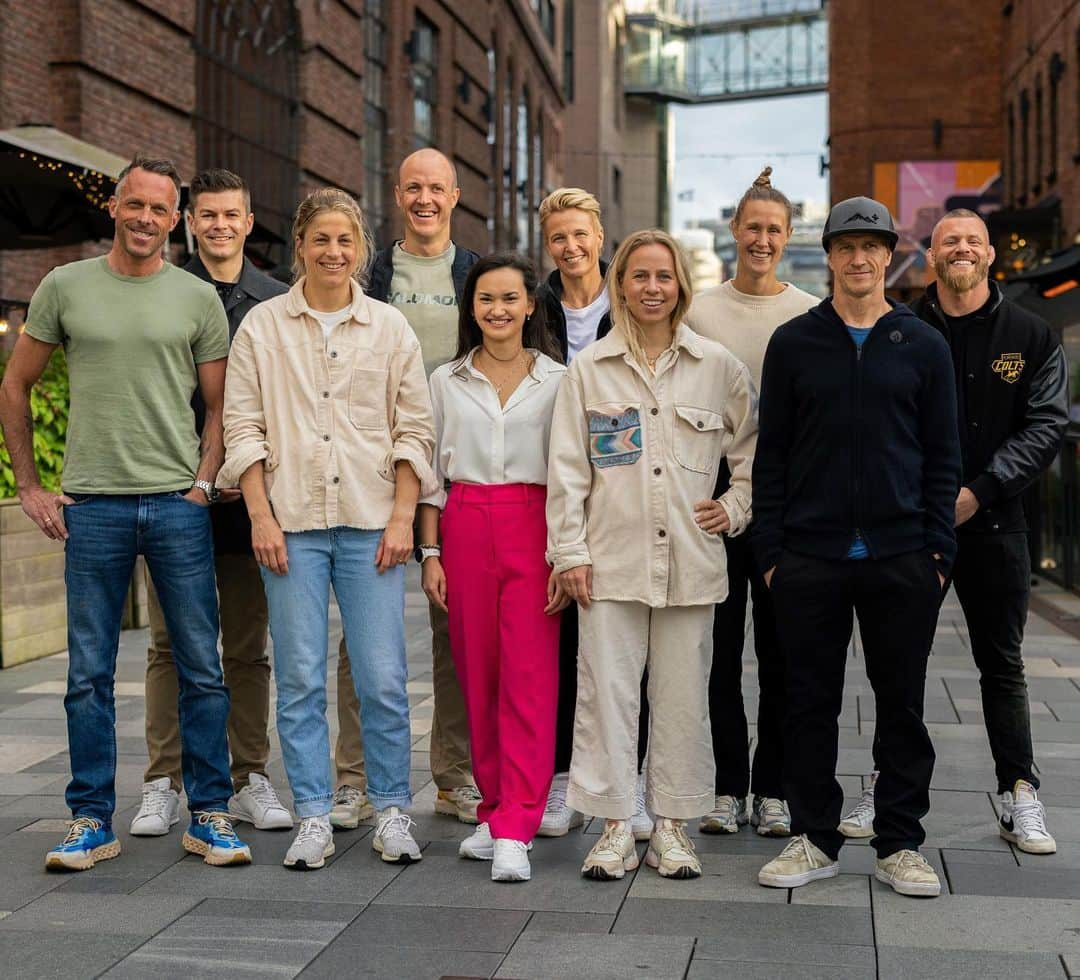 カミラ・ヤシェムのインスタグラム：「Gleder meg vilt til å bli bedre kjent med denne råe gjengen 💥 #mesternesmester #sesong15   📷 Daniel Sandland, Nordisk Banijay/NRK #nrk #nordiskbanijay」