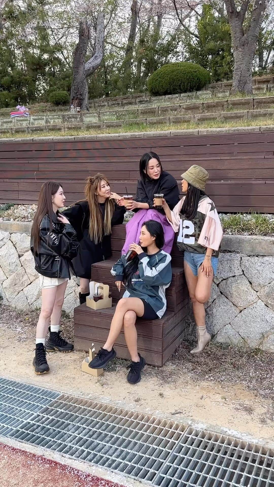 BoAのインスタグラム：「댄스가수유랑단」