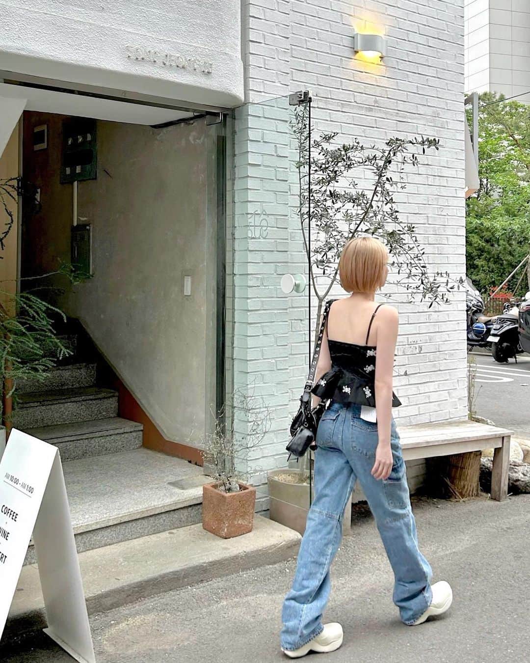 カン・テリさんのインスタグラム写真 - (カン・テリInstagram)「이제 여름이징?🍃 @personal__taste」6月2日 21時32分 - taeri__taeri