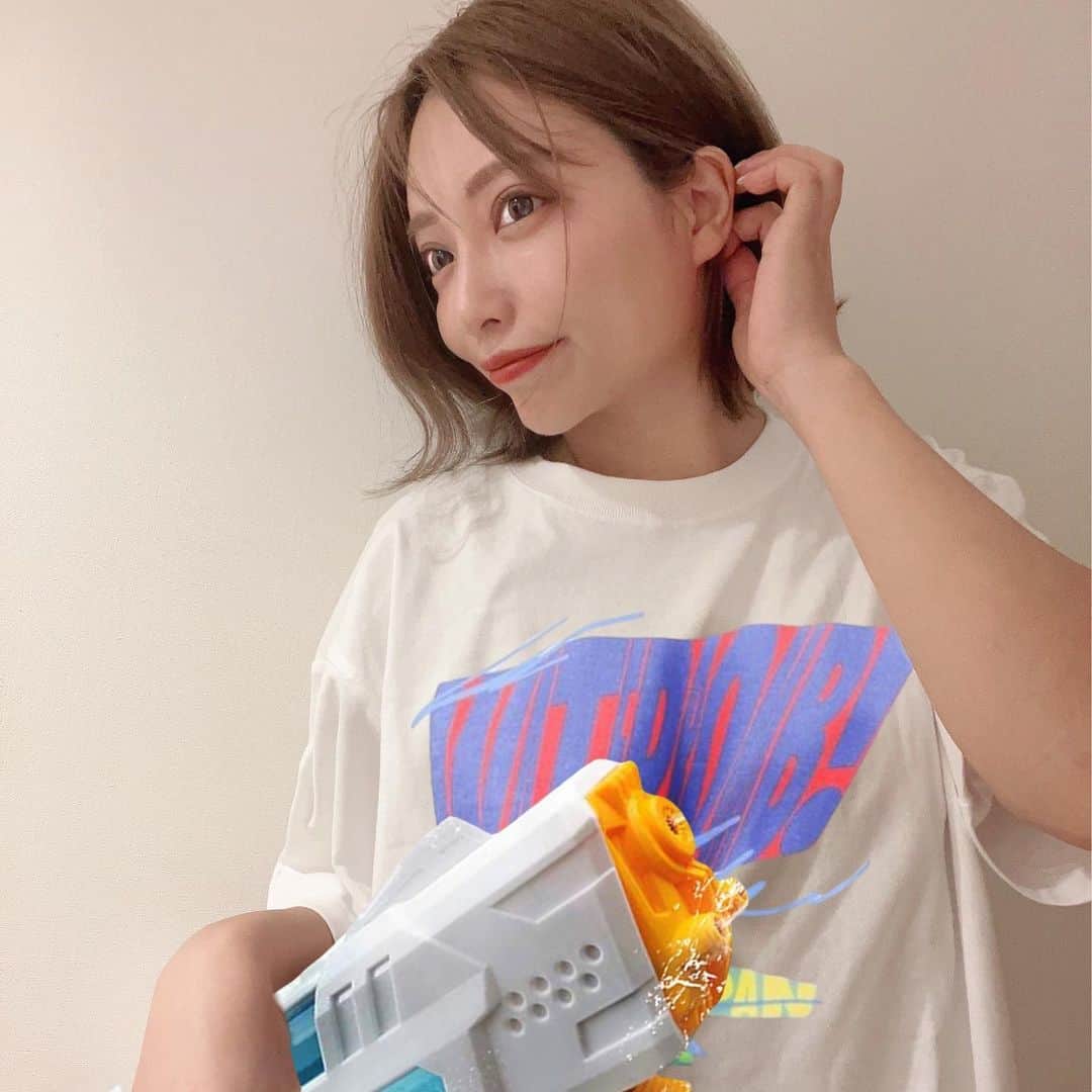 和希詩織のインスタグラム：「ウォーターボム日本初開催のウォーターボムプレイベントに参加してきたよ✨ 久しぶりの水鉄砲にはしゃいじゃった😆 . . . @waterbomb_tokyo_official  @waterbomb_osaka_official  @waterbomb_nagoya_official  . . . . . #ウォタボムヤバイ #ウォーターボム　#waterbombjapan #夏フェス #フェス#お出かけスポット#たびじょ #お出かけ」