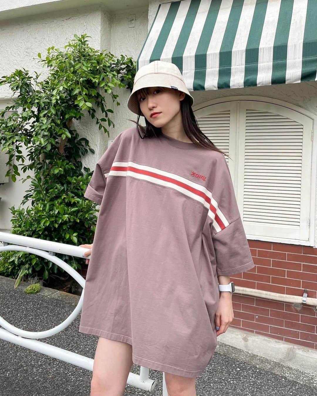 XGIRL_ootdさんのインスタグラム写真 - (XGIRL_ootdInstagram)「#xgirl_ootd @ayanaaan_26 158cm 　 XLARGE/X-girl SHINJUKU STAFF 　 ----------------------------------------------- ▪️STRIPED S/S BIG TEE DRESS ￥8,250(税込) ▪️SAILOR HAT ￥5,500(税込) -----------------------------------------------  #xgirl #xgirljp #エックスガール #ストリートコーデ #ストリート系女子 #ストリート女子 #ストリートファッション #ビッグt #ロゴt #tシャツ #tシャツワンピ #y2k #y2kファッション #y2kstyle」6月2日 21時52分 - xgirl_ootd