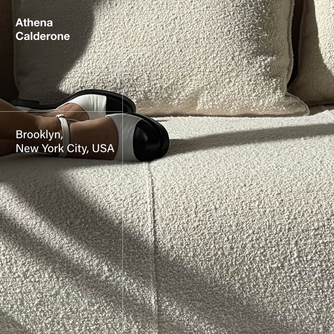 B&B Italiaさんのインスタグラム写真 - (B&B ItaliaInstagram)「The reissued Le Bambole sofa takes center stage at Athena Calderone's @eyeswoon HQ in Brooklyn, NY. This iconic piece reflects Athena's long-standing love for B&B Italia and serves as a testament to the enduring charm and adaptability of the classic design.   @eyeswoon  #bebitalia #design #LeBambole #Brooklyn」6月2日 22時00分 - bebitalia