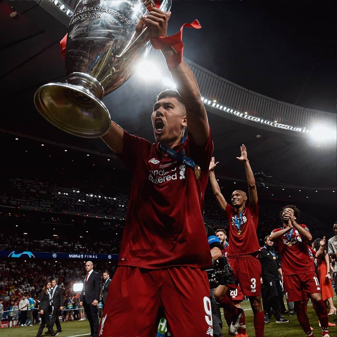 リヴァプールFCさんのインスタグラム写真 - (リヴァプールFCInstagram)「Bobby dazzling through the years 🤩」6月2日 22時00分 - liverpoolfc