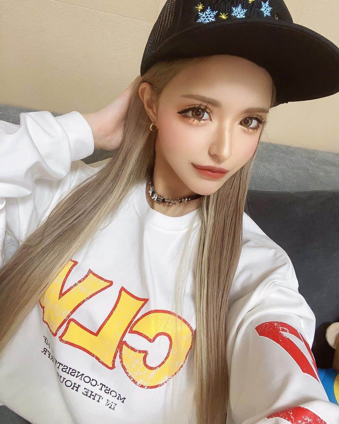 アンジェリカのインスタグラム：「みんな今日は☔️きをつけてねん😫💎💎」