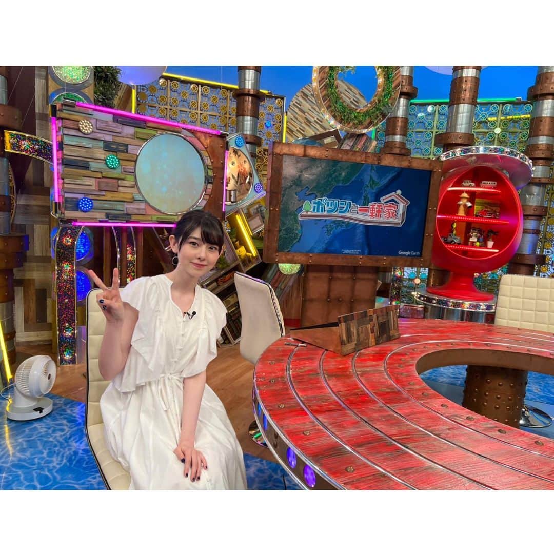 石川花のインスタグラム：「6月4日(日)19:58～ テレビ朝日｢ポツンと一軒家｣にスタジオ出演させて頂きました🏡ありがとうございました🪽 是非、ご覧ください！」
