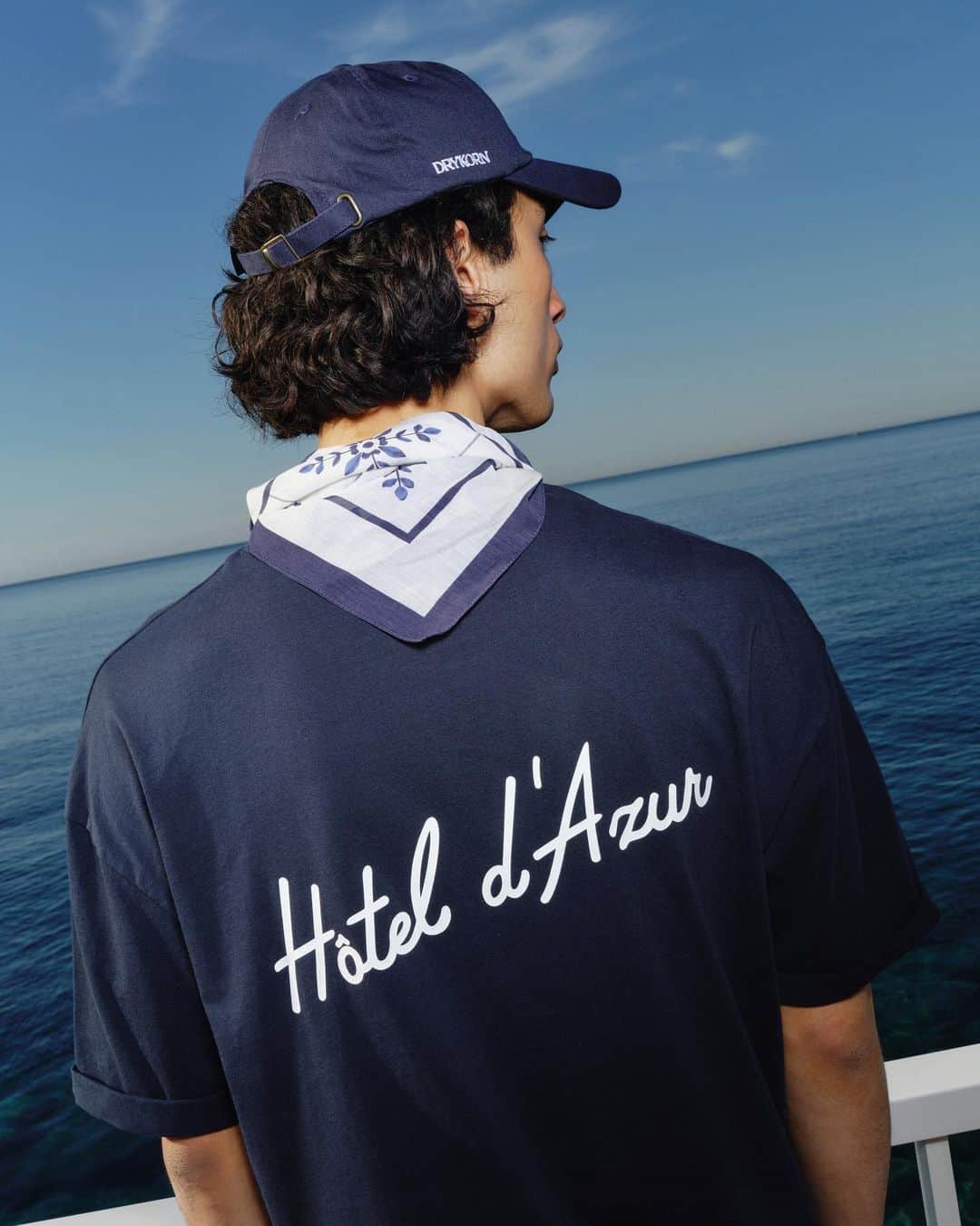 ドライコーンのインスタグラム：「⁠Bonjour! Welcome to Hotel d' Azur - get yourself vacation-ready:  Our summer capsule is finally online. 🌊⁠ ⁠ #drykorn #drykornforbeautifulpeople #summerdrop⁠ #newarrivals⁠」