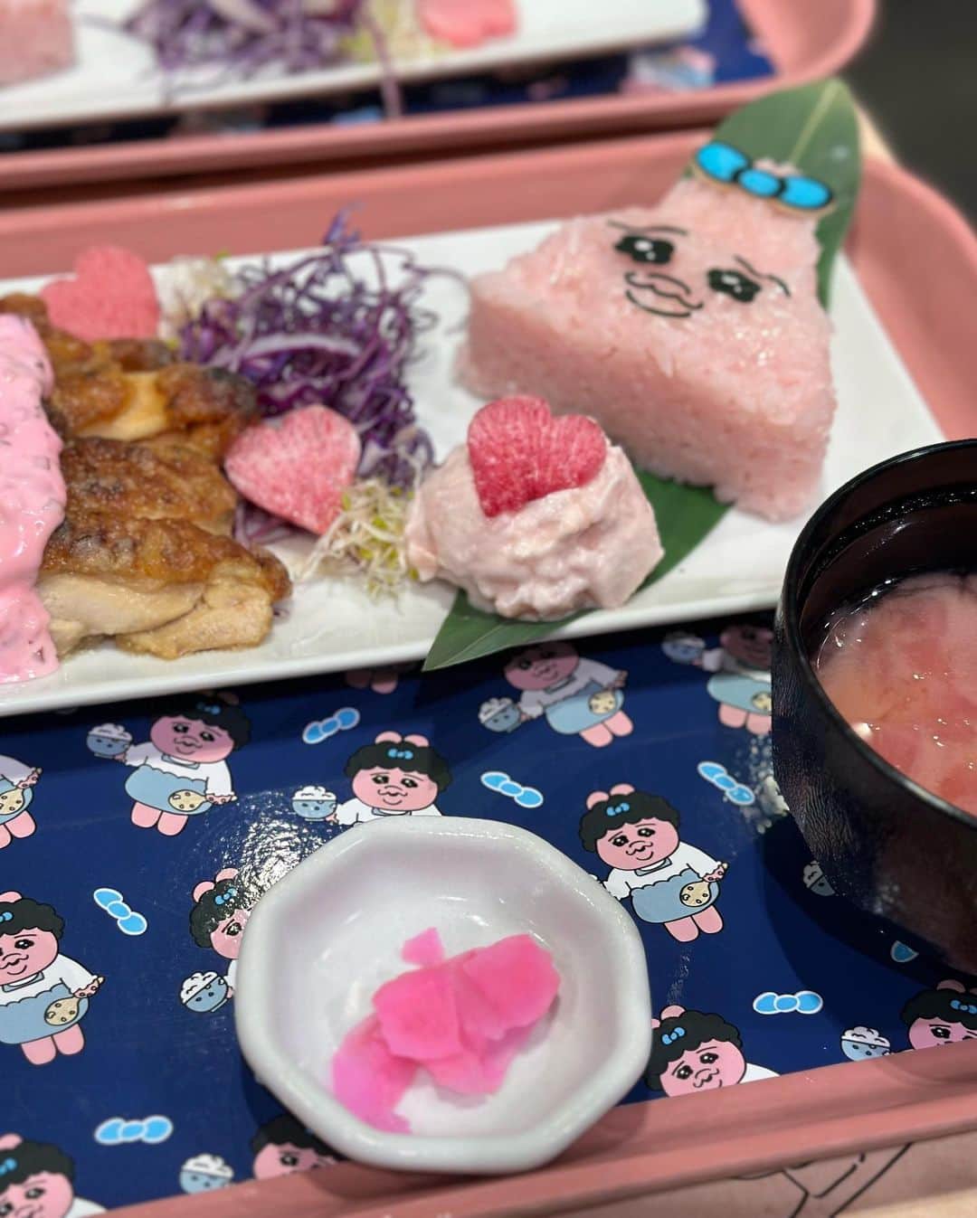 範田紗々さんのインスタグラム写真 - (範田紗々Instagram)「#おぱんちゅ食堂 #幸せ #ピンクいっぱいでかわいい」6月2日 23時15分 - handa_sasa