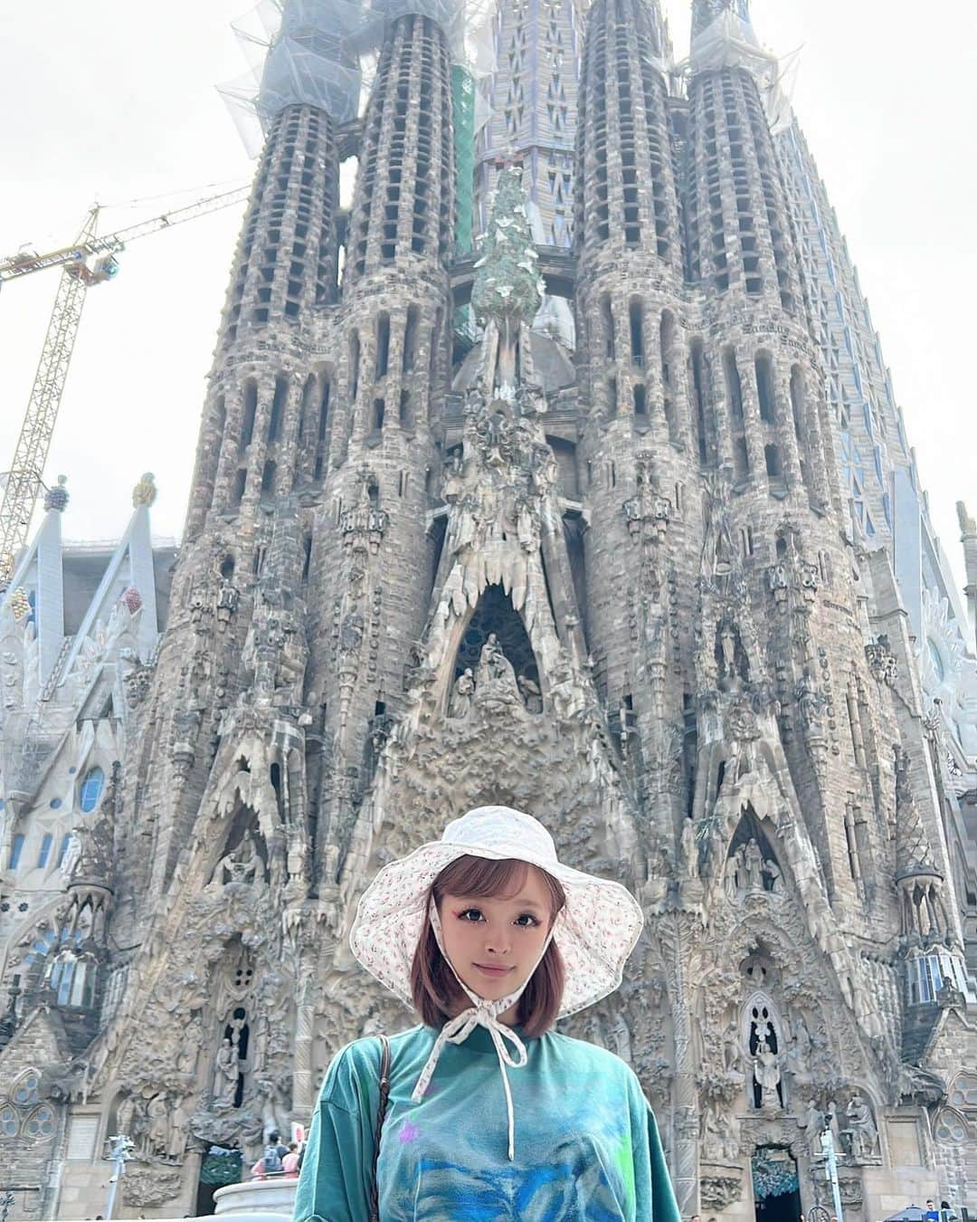 きゃりーぱみゅぱみゅさんのインスタグラム写真 - (きゃりーぱみゅぱみゅInstagram)「Sagrada Família💫」6月2日 23時30分 - kyarypappa