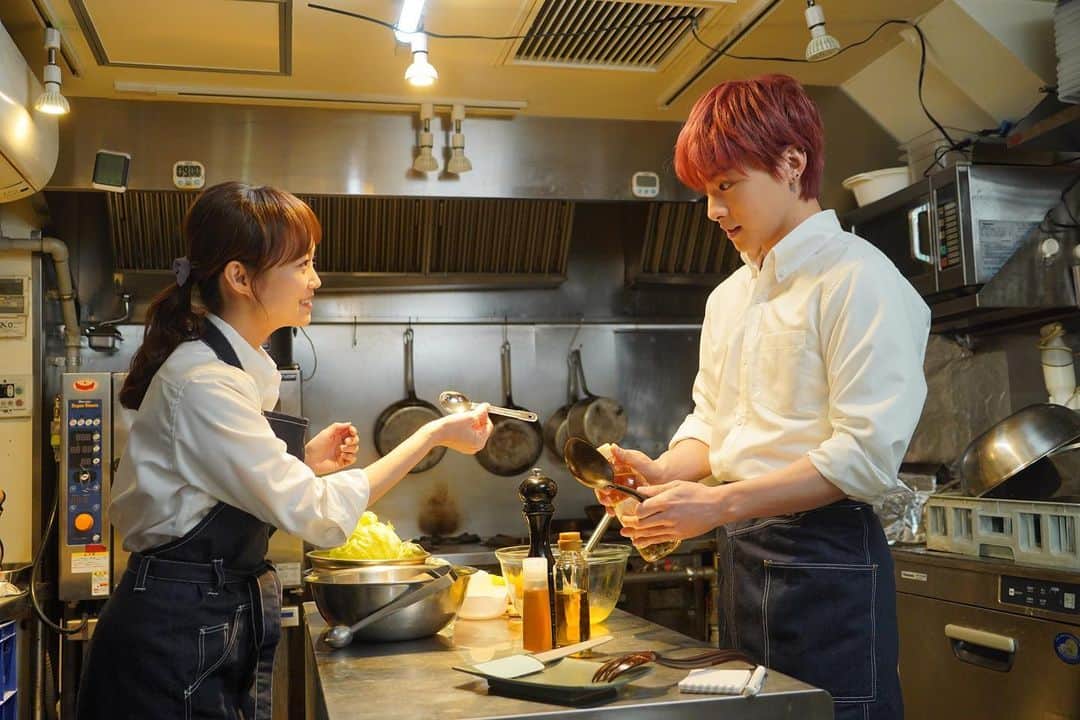 佐藤玲さんのインスタグラム写真 - (佐藤玲Instagram)「ドラマ『#クールドジ男子』   あさみさんのプレイバックドジ。 自分のセリフから始めないといけないのに、蒼真くんのセリフを待ってしまうあさみさん🥄   今夜もぜひご覧下さい🧸👑   #中本悠太(#NCT127) #川西拓実(#JO1) #藤岡真威人 #瀬戸利樹 #桜田通 #佐藤玲   (写真掲載許可いただきました)」6月2日 23時36分 - ryosato19920710