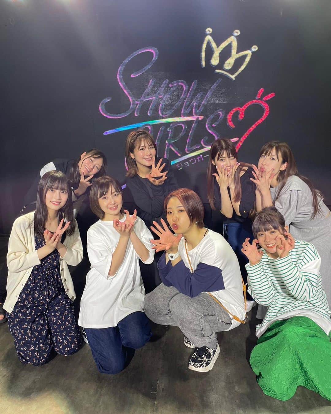 のインスタグラム：「ぬんちゃれすごんざえもん☀️ 今日は台風という生憎の天候だったけど駆けつけて頂き本当に有難うございました😊✨やむおえず来れなくなっちゃった方への想いも胸に精一杯今日のステージを送りました😣♥️CLUB-SARUさんも思入れ深くまたこのステージに立つことができて感謝です。縁を繋げてくれたりおちありがとう♥️  ライブもすっごく楽しかった(՞ ܸ. .ܸ ՞)"♥️  名古屋CLEAR'Sの 皆さんも本当に有難うございました💕めちゃくちゃフレッシュ＆かわいかったです( 💓∀💓)またご一緒できる事を楽しみにがんば ルンティ❣️ 結花さんがショウガールズの中でピンク推してるって言われてスーパーウルハイニコハピはざらっちぇルンティでちた(´｡✪ω✪｡ ` )💕あちきも推す💕⇽単純w 明日は大阪だー！！🔥 ぶちあがるぞー！！！ ゆっくり休んでねー(*´ω｀*)💕 あやすみー🔥zzz -」