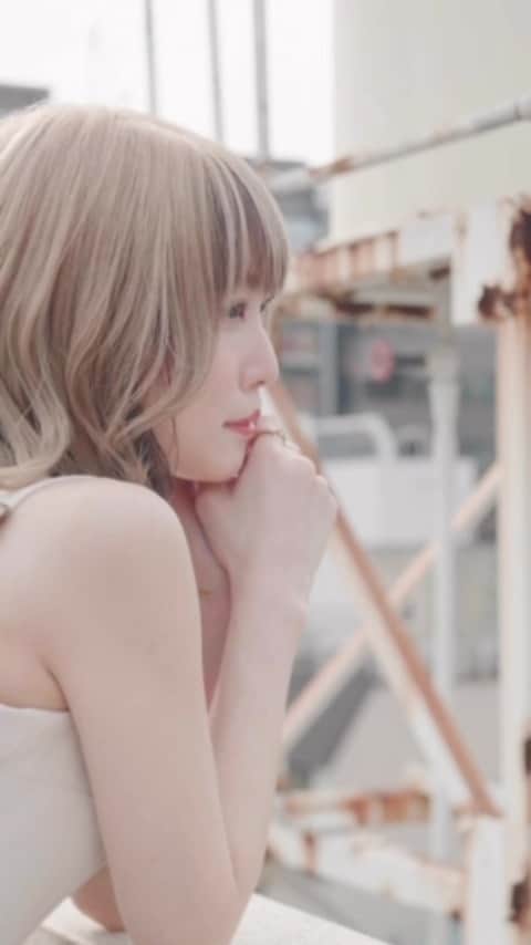 山吹りょうのインスタグラム：「#portrait #japanesegirl  #tokyograffiti」