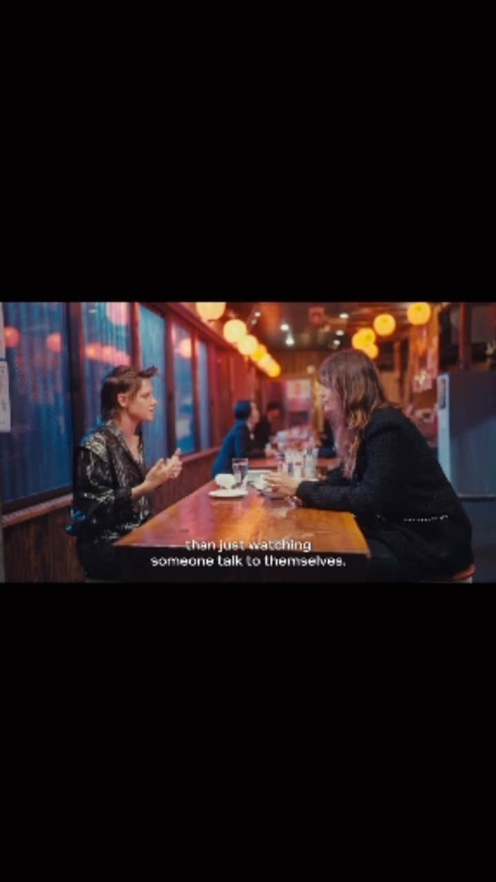 カロリーヌ・ド・メグレのインスタグラム：「New 🎥 The luck I have to work with the best team ❤️ @philproof @jeancharlescouty @walterfilms  @chanelofficial #KristenStewart @konichan7 @ichika_mo @nixofficial @dimitrichamblas @aoiyamada0624 #ChanelMetiersdArt #Chanelintokyo」