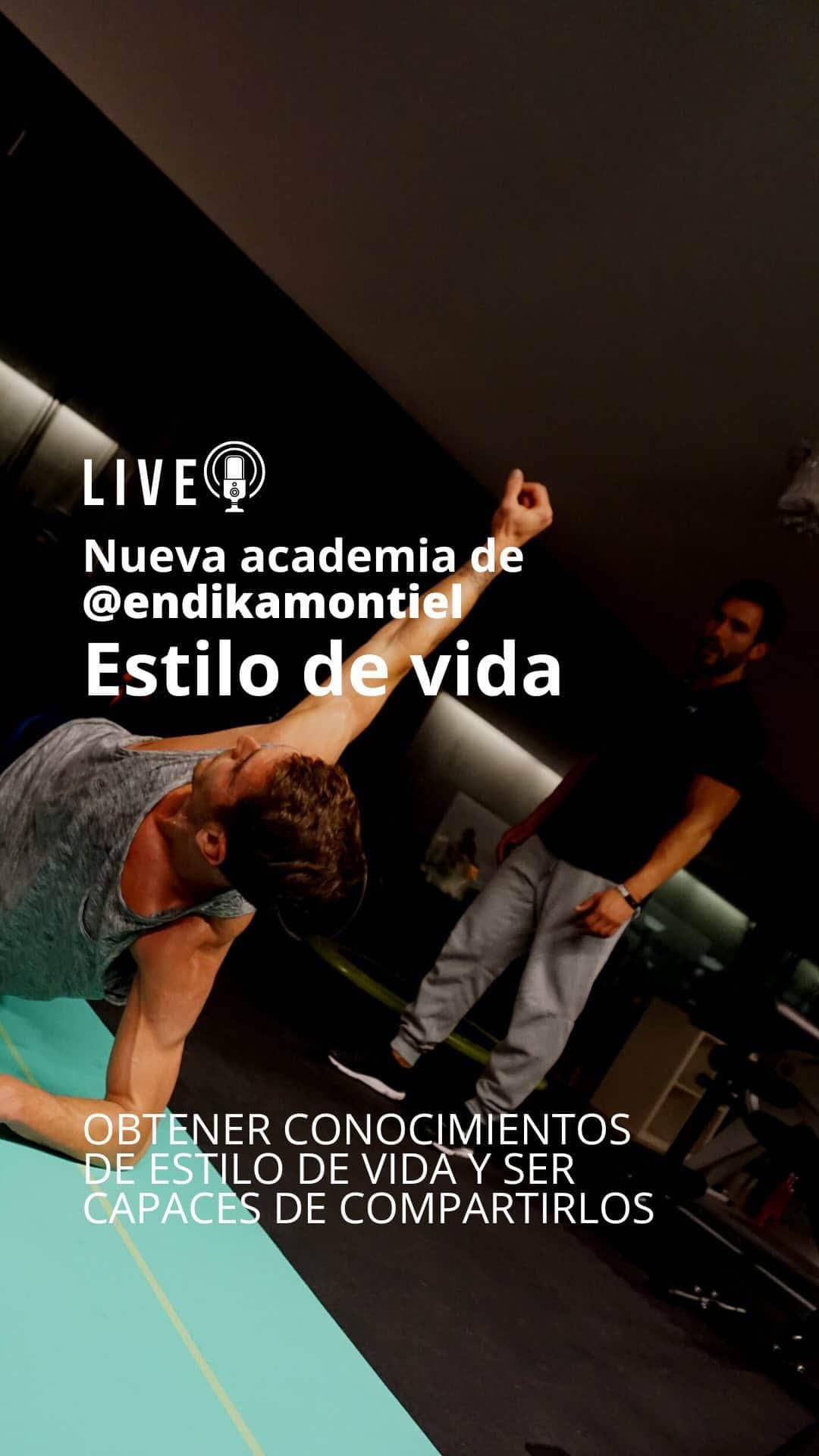 イバイ・ゴメスのインスタグラム：「🎙️ ACADEMIA ONLINE @endika_montiel 🍽️ 🏋🏼‍♂️ 🧠  • ¡Muy orgulloso de ti amigo! • Aquí tenéis la presentación de lo que podéis encontrar en su academia. • ¡SALUD! ❤️」