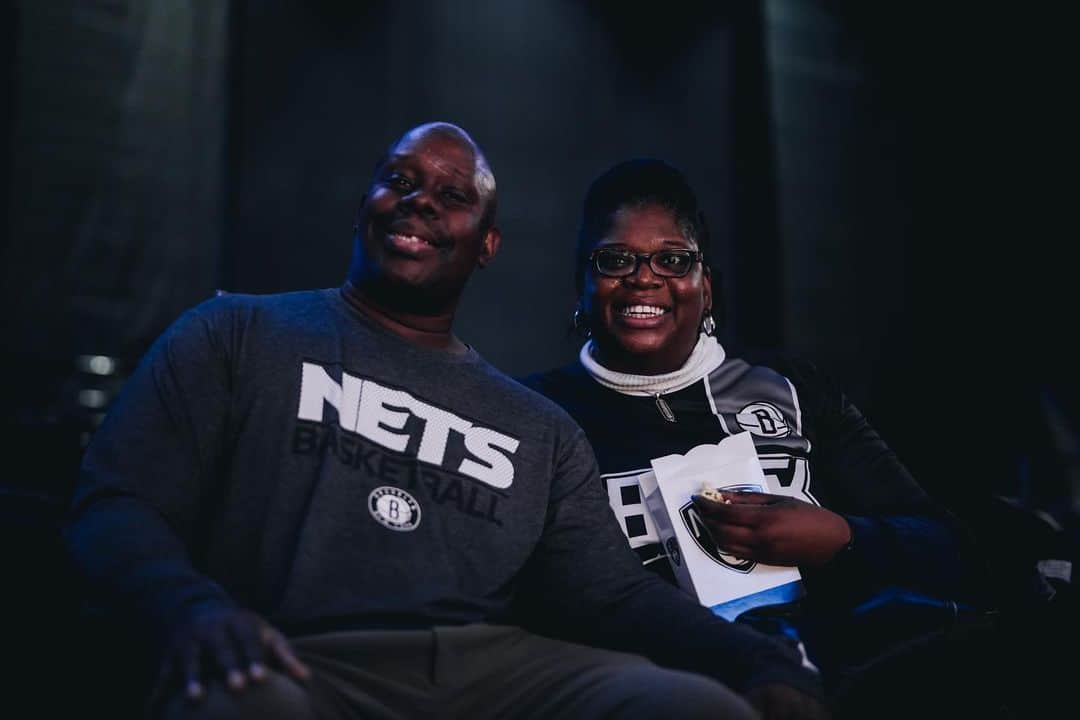 Brooklyn Netsさんのインスタグラム写真 - (Brooklyn NetsInstagram)「It would be hard to find two people prouder to be Nets fans than Stacey and Joseph. Having both grown up in New York and obsessed with basketball, the two navigated towards being Nets fans in the 1980s, when Joseph was especially struck by Darryl Dawkins hooping in a Nets uniform.  After making their best effort to attend games in New Jersey over the following decades, the team created a perfect situation for the two diehard fans when the move to Brooklyn took place in 2012. Over the past 10 years, the two have been season ticket members and loyal members of The Block at Barclays Center, struck by the sense of family and togetherness that has been built in Brooklyn.  “Every time we come here, we feel welcomed and part of the Brooklyn family.”  Sponsored by Pfizer and BioNtech  The Brooklyn Nets are reminding fans that it’s important to stay up to date with reliable information on COVID-19 this season. Sign up at https://www.pfi.sr/pfizercovid19ig to stay informed on important updates and a vaccine option by Pfizer and BioNTech.」6月3日 2時20分 - brooklynnets