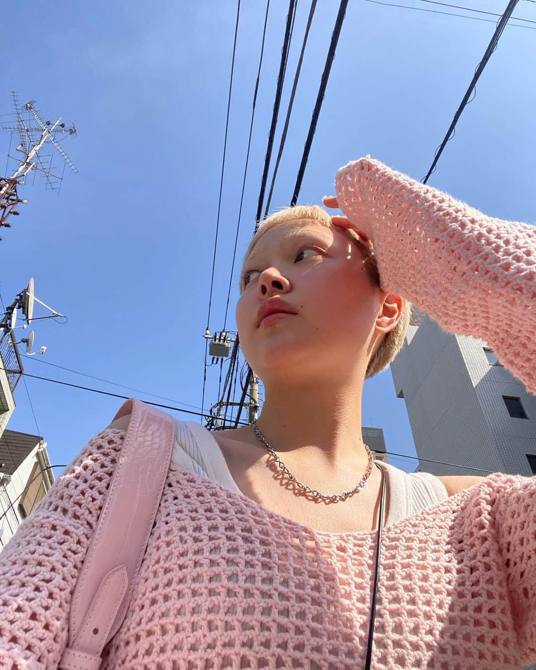 のインスタグラム：「今年の夏は程よく露出を🌙」