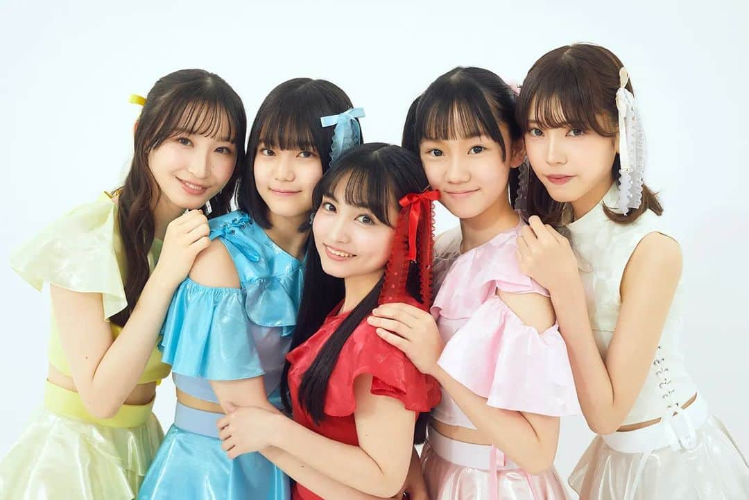 郡司芹香のインスタグラム：「【ご報告】⁡⁡ ⁡ ⁡芸映41年振りのアイドルグループオーディションを経て、 この度、6月6日にデビューさせていただきます！⁡⁡  MY First Bae's (マイファーストベイズ) 赤担当の郡司芹香です❤️‍🔥⁡  この場所も応援してくれる皆様も全部大切にしたいです。 大切にさせて下さい^^⁡ ⁡⁡ ⁡⁡お披露目の場所は渋谷MODIにあるHMV＆BOOKS SHIBUYAです！ 何卒宜しくお願い致します❤️‍🔥 ⁡ ⁡ #MYFirstBaes #マイベイ ⁡#アイドル #idol」