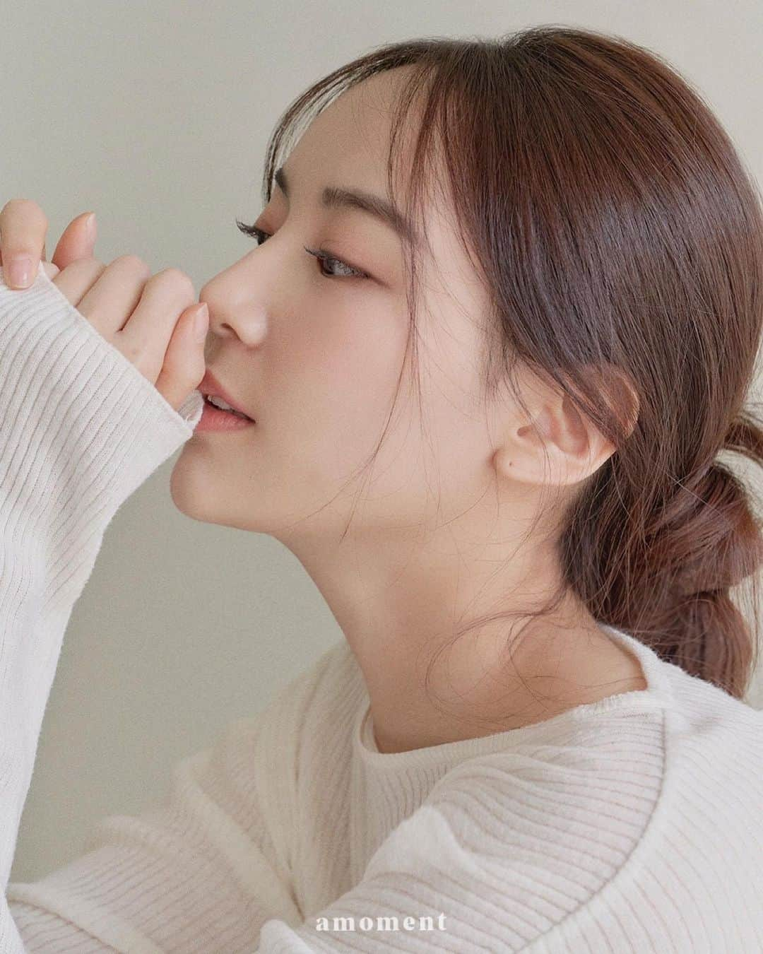 スルギさんのインスタグラム写真 - (スルギInstagram)「퍼스널컬러 진단하고 촬영🤍」5月19日 18時26分 - lovee_seul