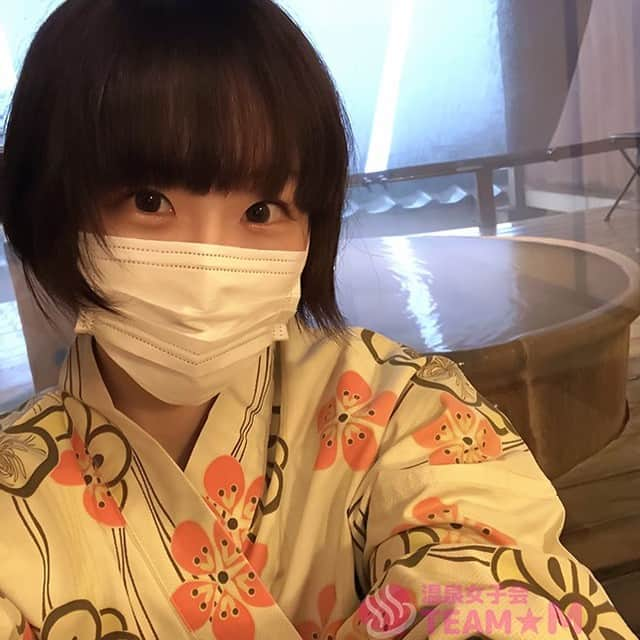 葉山みさきさんのインスタグラム写真 - (葉山みさきInstagram)「動画はYouTubeで♪ ファンクラブはツイッターから↓↓ https://twitter.com/hotspring_girls  #りん #温泉旅行 #温泉女子 #温泉女子会 #貸切露天風呂 #混浴 #源泉かけ流し #客室露天風呂」5月19日 18時38分 - onsen_girls