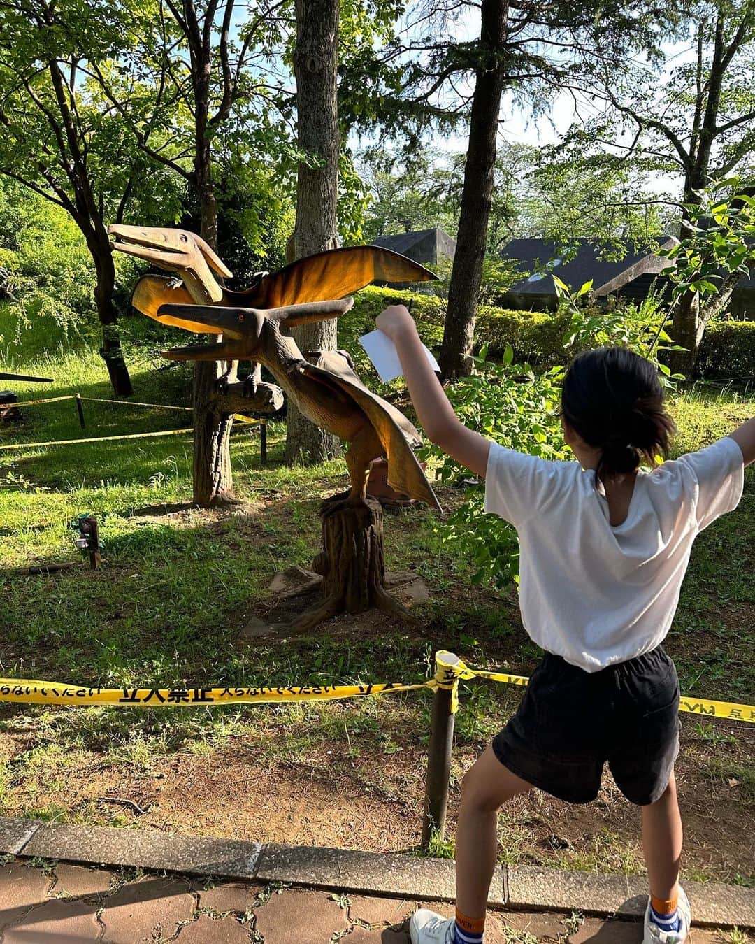 SAYUKAさんのインスタグラム写真 - (SAYUKAInstagram)「🦕🦖  恐竜ちゃんこわくて爆泣き🥴🥴🥴  #キッズダム#市原」5月19日 19時13分 - sayumiso216