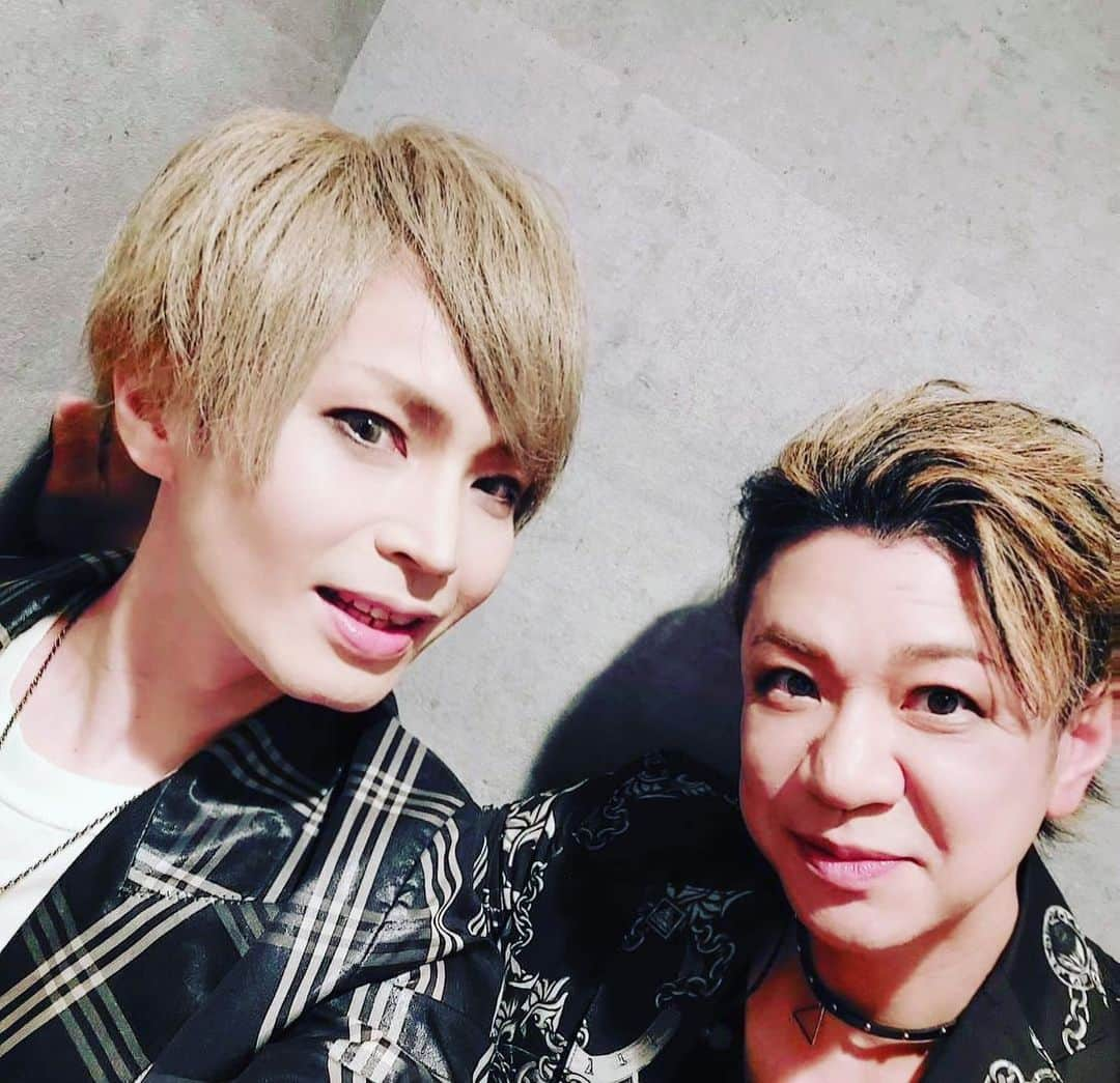 NATCHINさんのインスタグラム写真 - (NATCHINInstagram)「FANTASTIC◇CIRCUS 【tour THE END OF 30th BOYS 2023】  2023.4.16 HIROSHIMA LIVE VANQUISH #fantasticcircus」5月19日 10時41分 - natchin1015