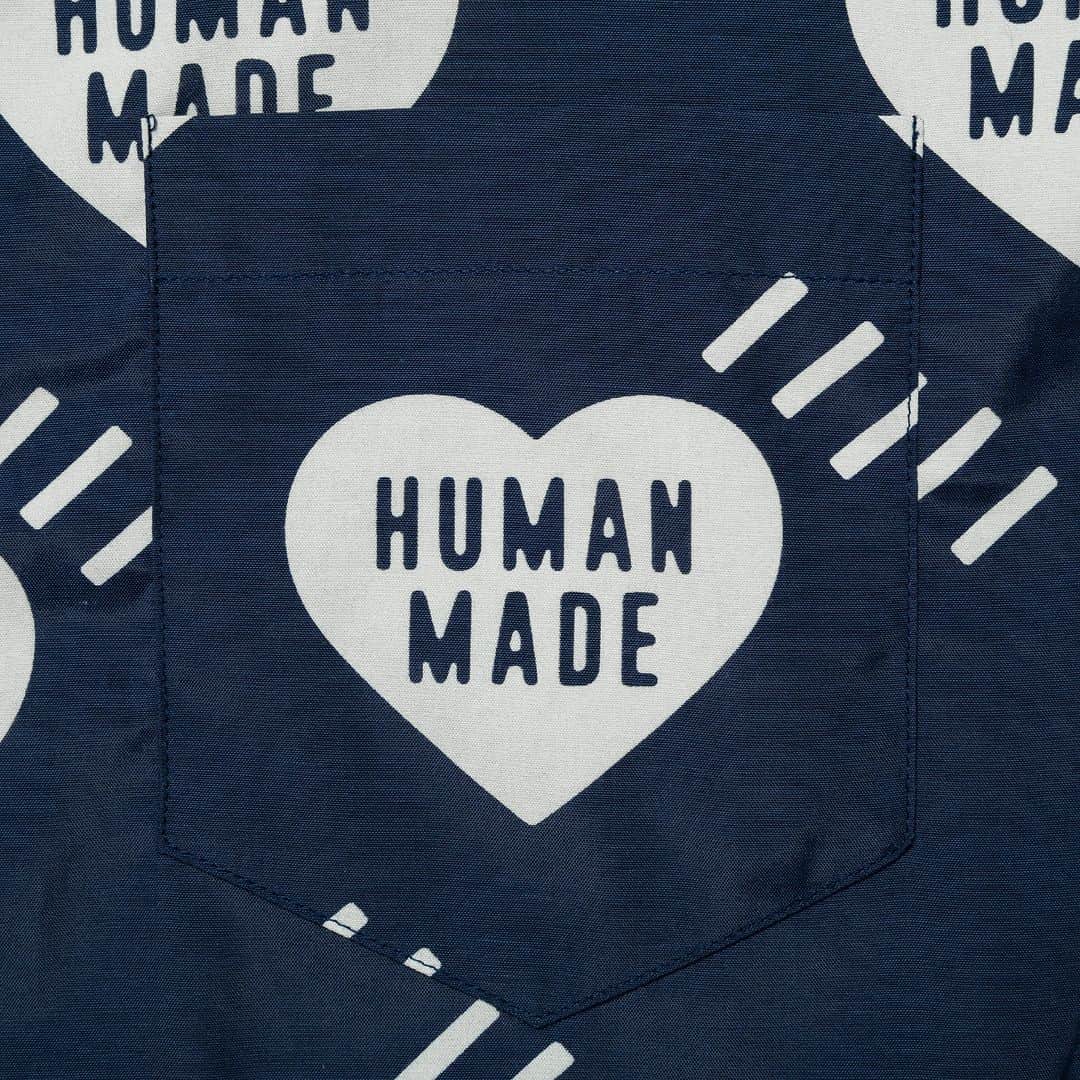 HUMAN MADEさんのインスタグラム写真 - (HUMAN MADEInstagram)「"HEART ALOHA SHIRT" is available at 20th May 11:00am (JST) at Human Made stores mentioned below.  5月20日AM11時より、"HEART ALOHA SHIRT” が HUMAN MADE のオンラインストア並びに下記の直営店舗にて発売となります。  [取り扱い直営店舗 - Available at these Human Made stores] ■ HUMAN MADE ONLINE STORE ■ HUMAN MADE OFFLINE STORE ■ HUMAN MADE HARAJUKU ■ HUMAN MADE SHIBUYA PARCO ■ HUMAN MADE 1928 ■ HUMAN MADE SHINSAIBASHI PARCO  *在庫状況は各店舗までお問い合わせください。 *Please contact each store for stock status.  やや光沢感のある生地感とドレープ感が特徴的な半袖開襟シャツ。 アイコニックなハートロゴを全体に散らしたオリジナルの総柄パターンが特徴です。  Short sleeve open collar shirt in slightly shiny, drape-like fabric. The original all-over print features the iconic heart logo.」5月19日 11時09分 - humanmade