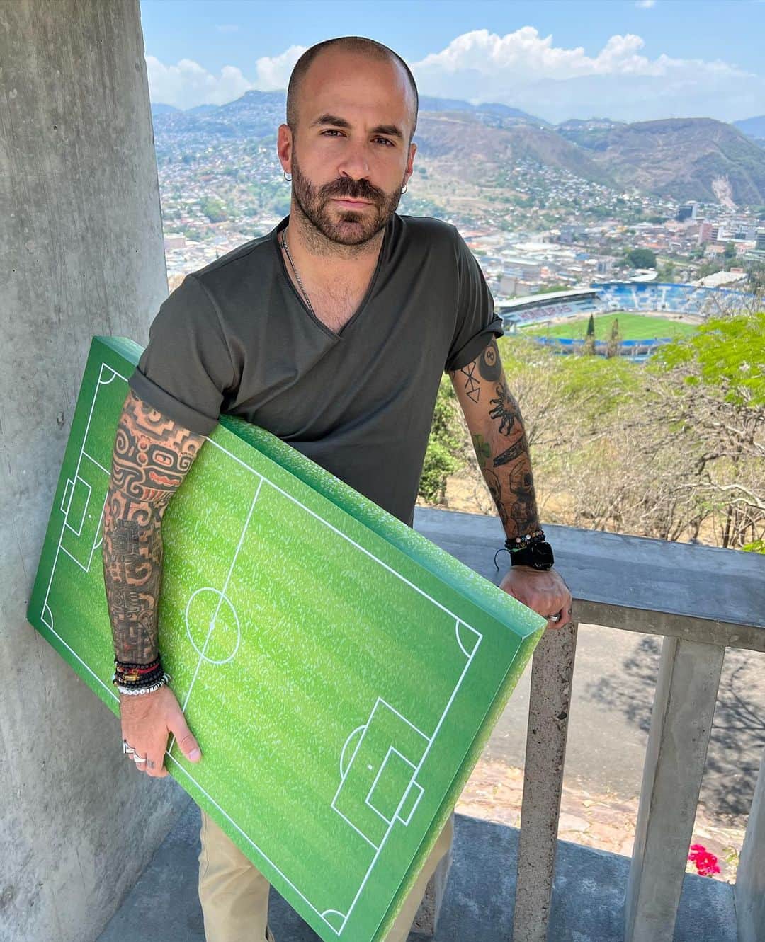 のインスタグラム：「Marca Personal en Tegucigalpa 🇭🇳⚽️」