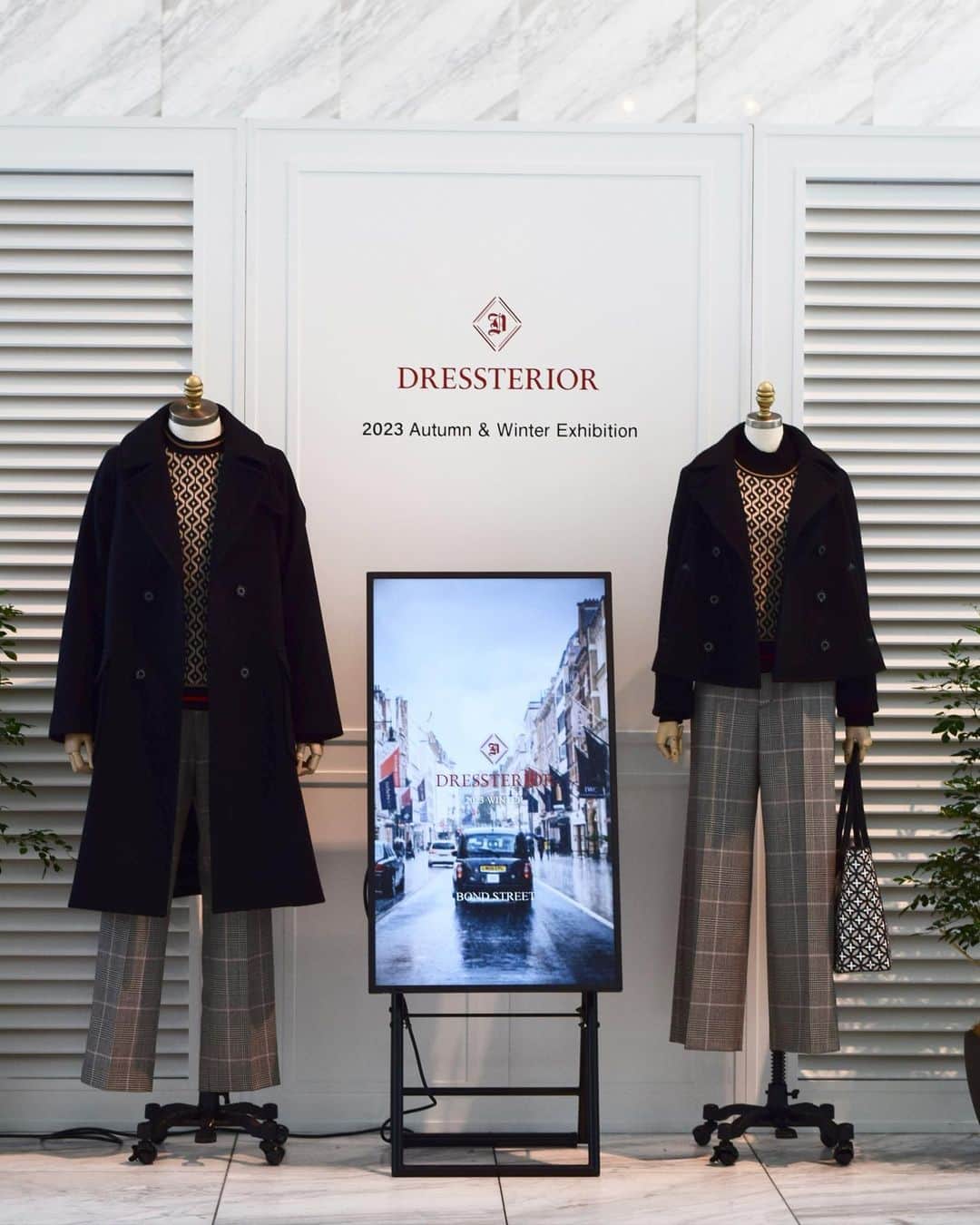 DRESSTERIOR_MEN_ドレステリアのインスタグラム：「. 【 DRESSTERIOR 2023AW Exhibition 】  昨日、2023AW展示会を行いました。 ご来場いただいた方々有難う御座いました。  #dressterior #ドレステリア #ドレステリア23aw展示会 ⁡ ⁡ ⁡  ⁡ ⁡ ⁡ ⁡ ------------------------------------------- ⁡ ▪️dressteriorオフィシャルアカウント @dressterior_official ⁡ ▪️メンズ用アカウント @dressterior_men」