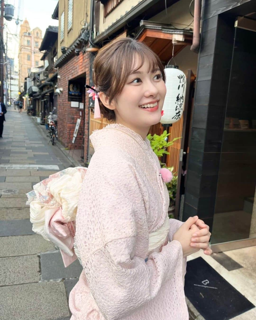 増田紗織さんのインスタグラム写真 - (増田紗織Instagram)「今週の「おはよう朝日土曜日です」では初夏の京都をたっぷりご紹介します🤍  1枚目の写真はひろこちゃんが撮ってくれました…🤍  #おはよう朝日土曜日です #おは土 #京都 #京都観光 #京都旅行 #着物 #着物女子 #着物コーデ #kyoto #kimono」5月19日 11時43分 - saorimasuda_official