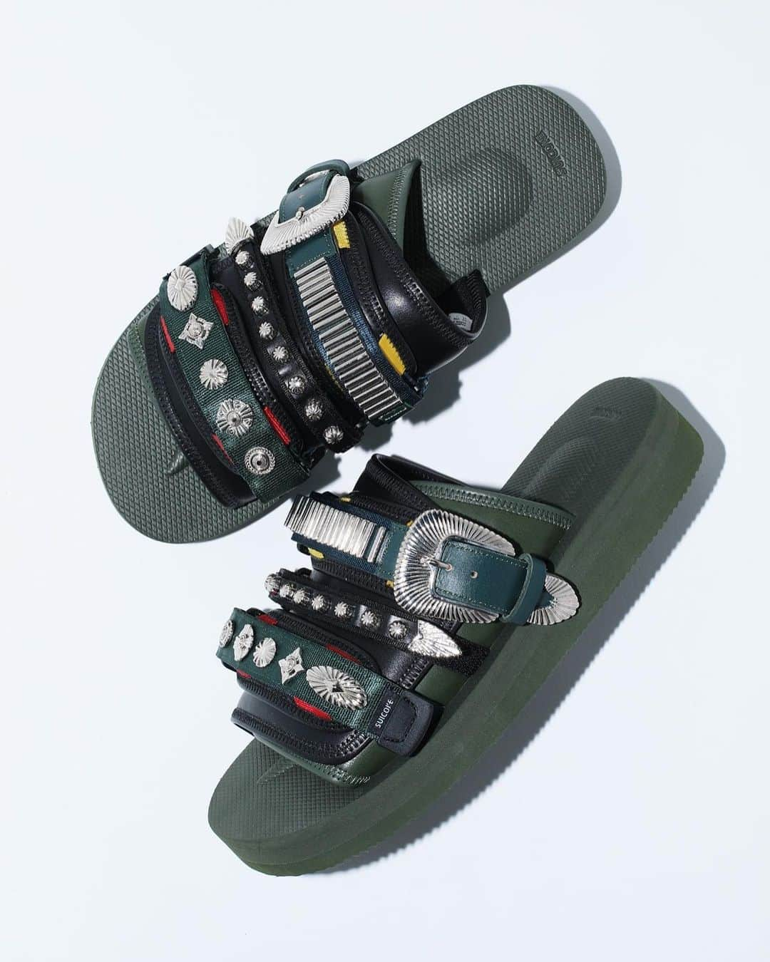 I.T IS INSPIRATIONさんのインスタグラム写真 - (I.T IS INSPIRATIONInstagram)「TOGA x SUICOKE collabration just dropped!  Featuring two styles of slides and sandals with iconic TOGA detailing and SUICOKE's comfy EVA footbed.   Available now at selected I.T stores and ITeSHOP.  @suicoke_official @togaarchives_online  #ithk #iteshop #toga #togaarchives #suicoke #togasuicoke」5月19日 12時53分 - ithk