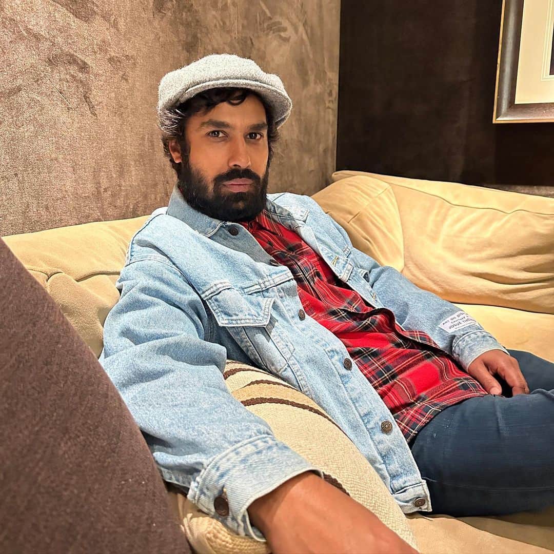 クナル・ネイヤーのインスタグラム：「I’m thinking… it’s time.」