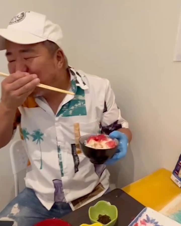 亀田史郎のインスタグラム：「#マグロ #中落ち #本マグロ #定食 #限定 #ランチ #贅沢 #激安 #魚屋 #福ふく #亀田史郎　#3150」