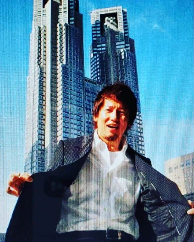 金本浩二さんのインスタグラム写真 - (金本浩二Instagram)「どうやったかな～❔ フリーになった頃か❔ あまり新日に出てない頃なのか❔ でも確か  FC用年賀状で撮影したから、まだ厳密には新日時代か⁉️ という頃の⁡ ⁡年賀状の別versionです！」5月19日 14時13分 - koji_kanemoto