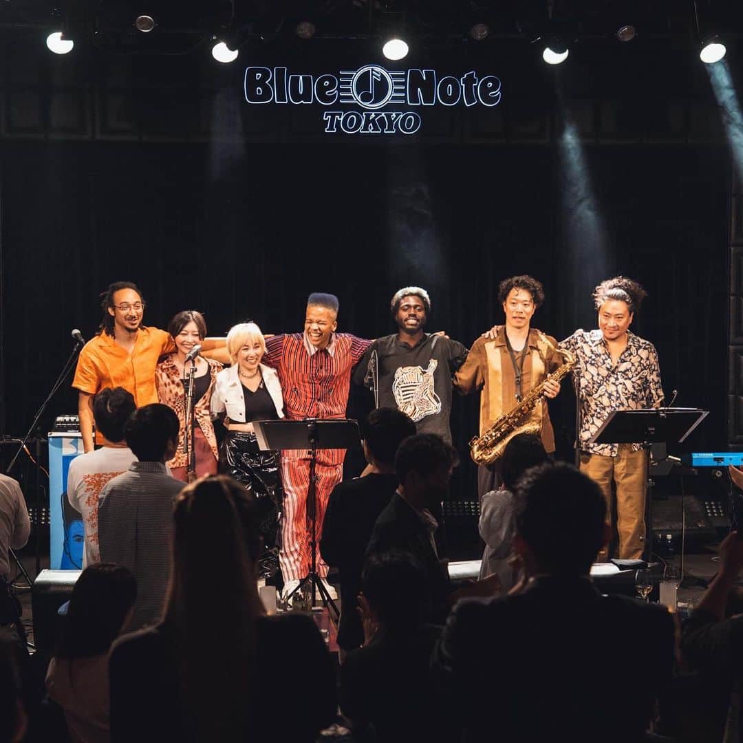 鈴木真海子（Mamiko）のインスタグラム：「先日のblue note 💙🙏最高すぎる方々と演奏できて嬉しかったな〜また一緒にできたらいいなあ〜。素晴らしい経験でした。ありがとうございました！」