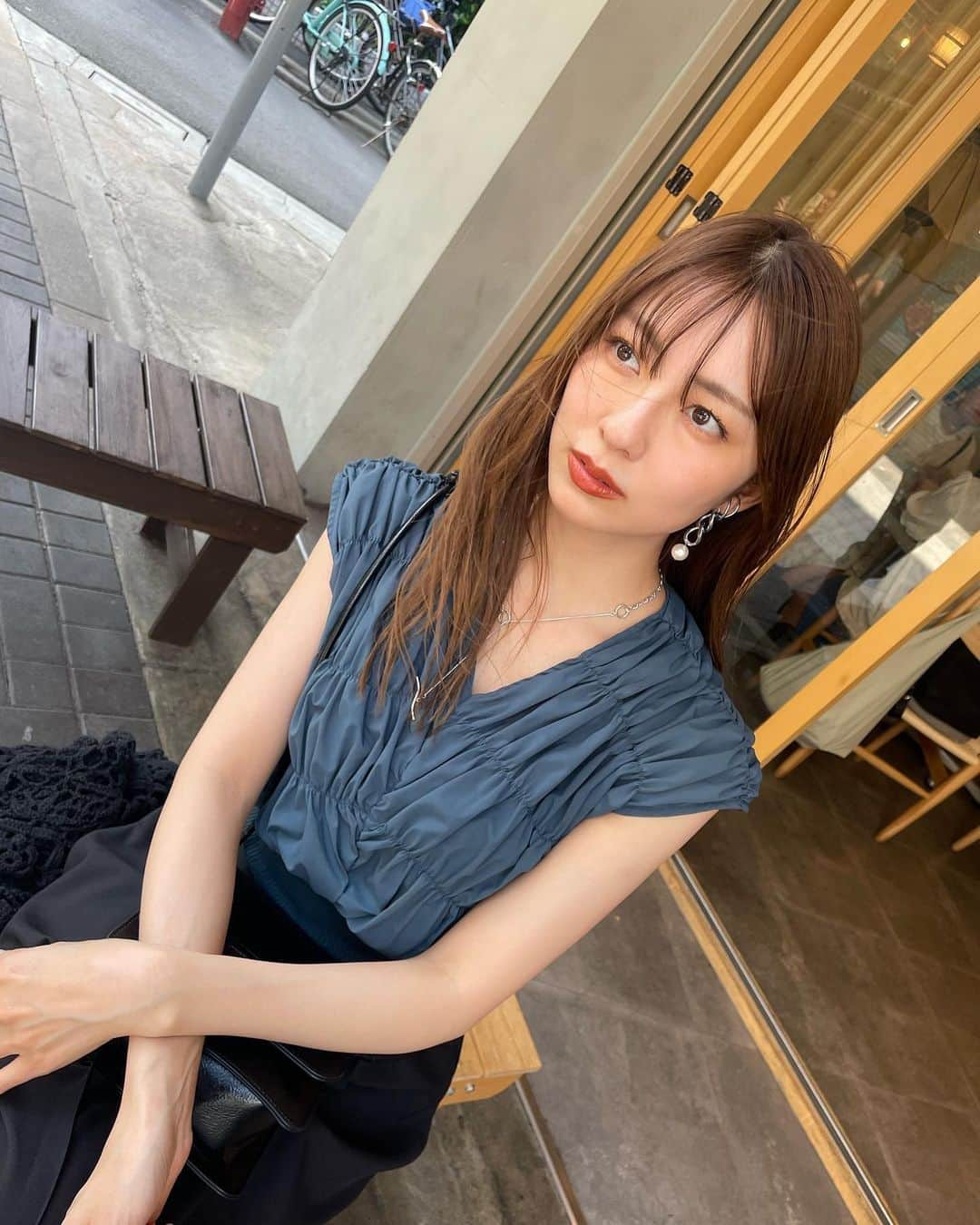 小島梨里杏さんのインスタグラム写真 - (小島梨里杏Instagram)「情報解禁しました！  ドラマ『#育休刑事』 第8話にお邪魔します。  来月、6月6日(火)22:00〜 放送予定です🗓️  久々の再会の渋滞でした、  どういう風になってるのかなぁ🪟 わたしもたのしみです。  ぜひご覧ください👶🏻  #現在放送中 #NHK 総合  #ドラマ10」5月19日 14時22分 - r_riria