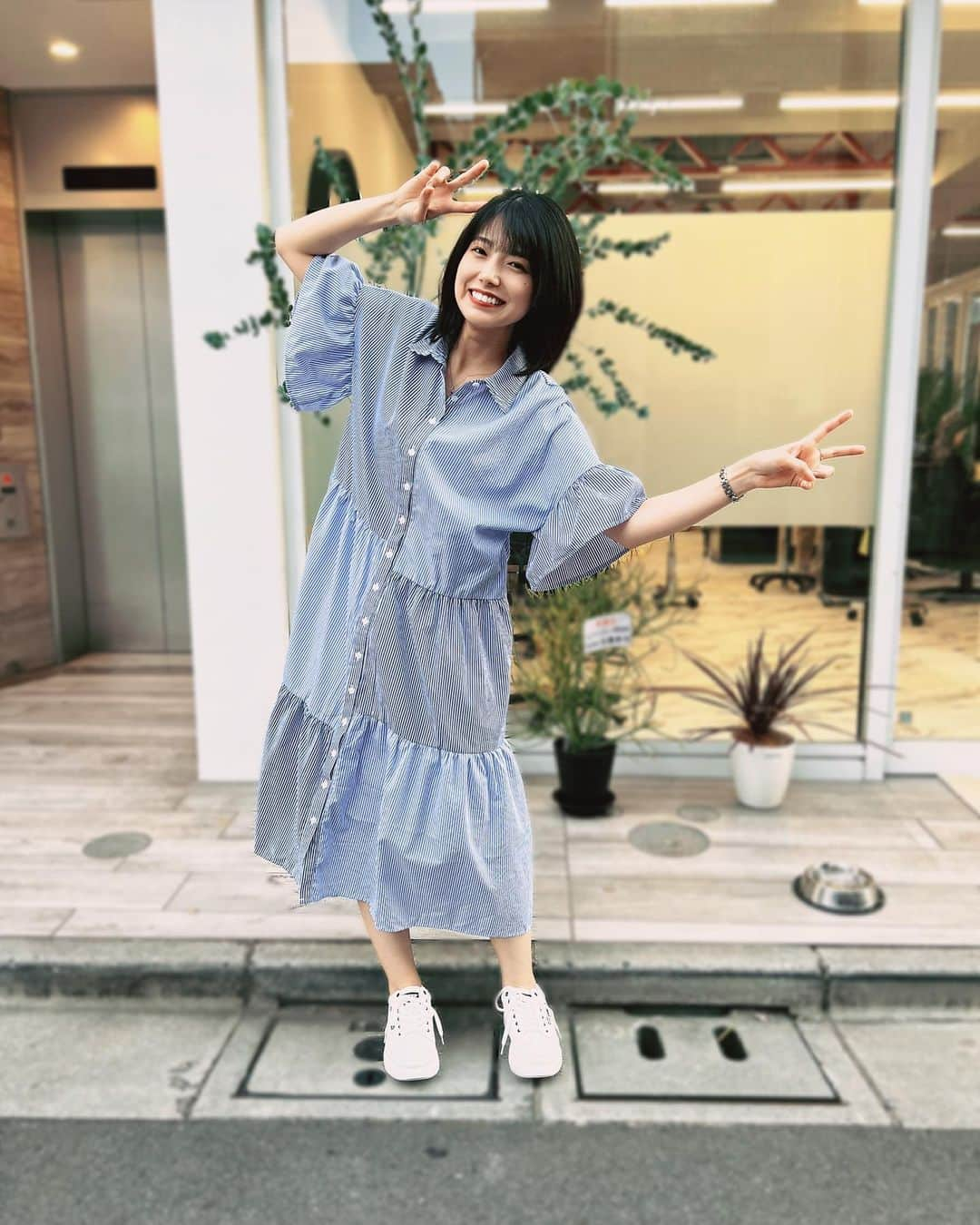 芦原優愛のインスタグラム：「. なんか楽しそうな私  #✌️ #✌✌」