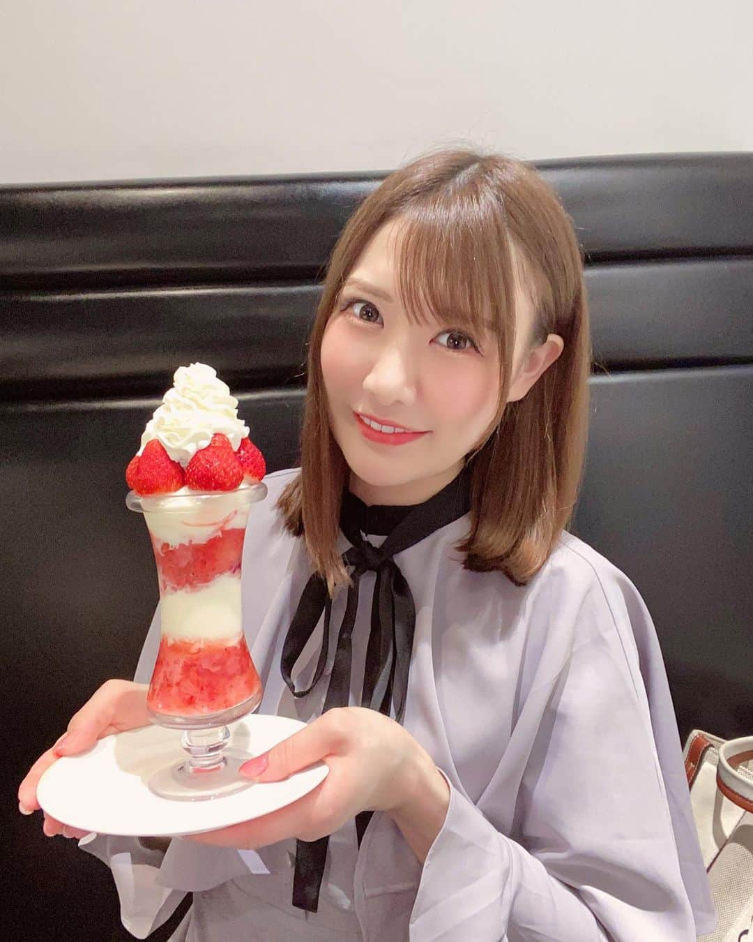 小峰みこのインスタグラム