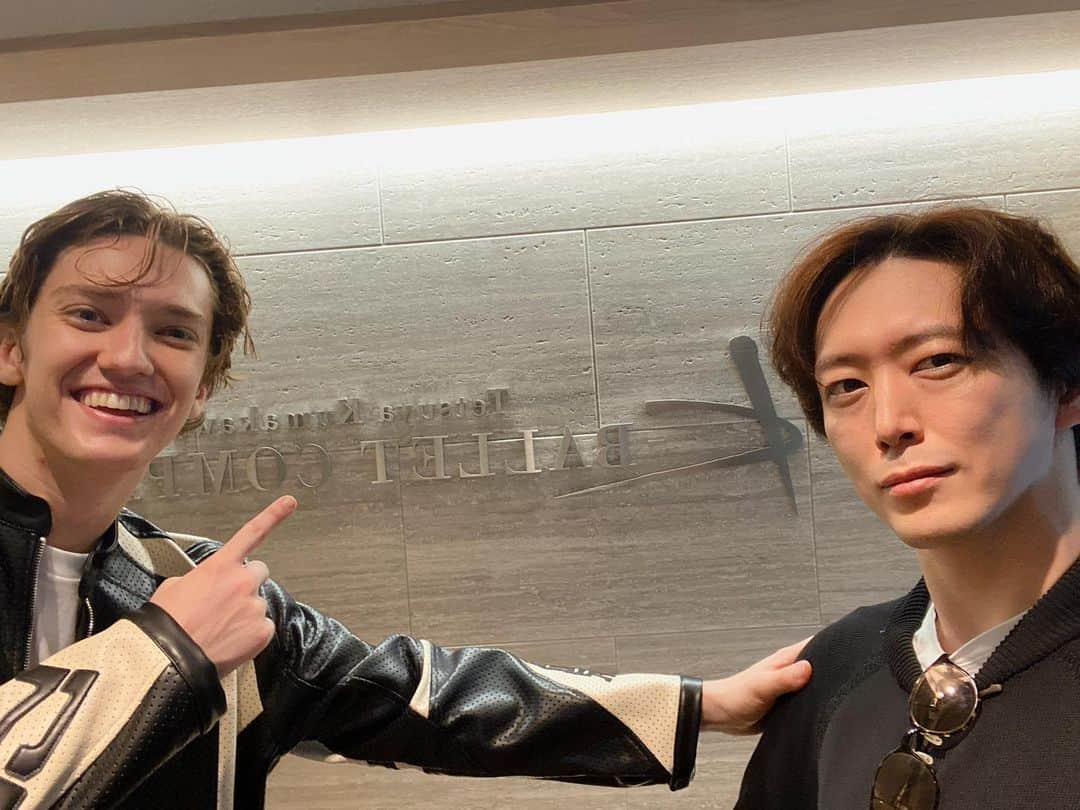 宮尾俊太郎さんのインスタグラム写真 - (宮尾俊太郎Instagram)「K-ballet Tokyo 蝶々夫人 通し稽古も終えて、いよいよ来週から開幕致します！ 約2年半ぶりにご一緒させて頂くこの時間に感謝！！ よろしくお願いします！  #kballet #tokyo  #蝶々夫人  #ballet  #julianmackay」5月19日 15時57分 - shuntaro_miyao