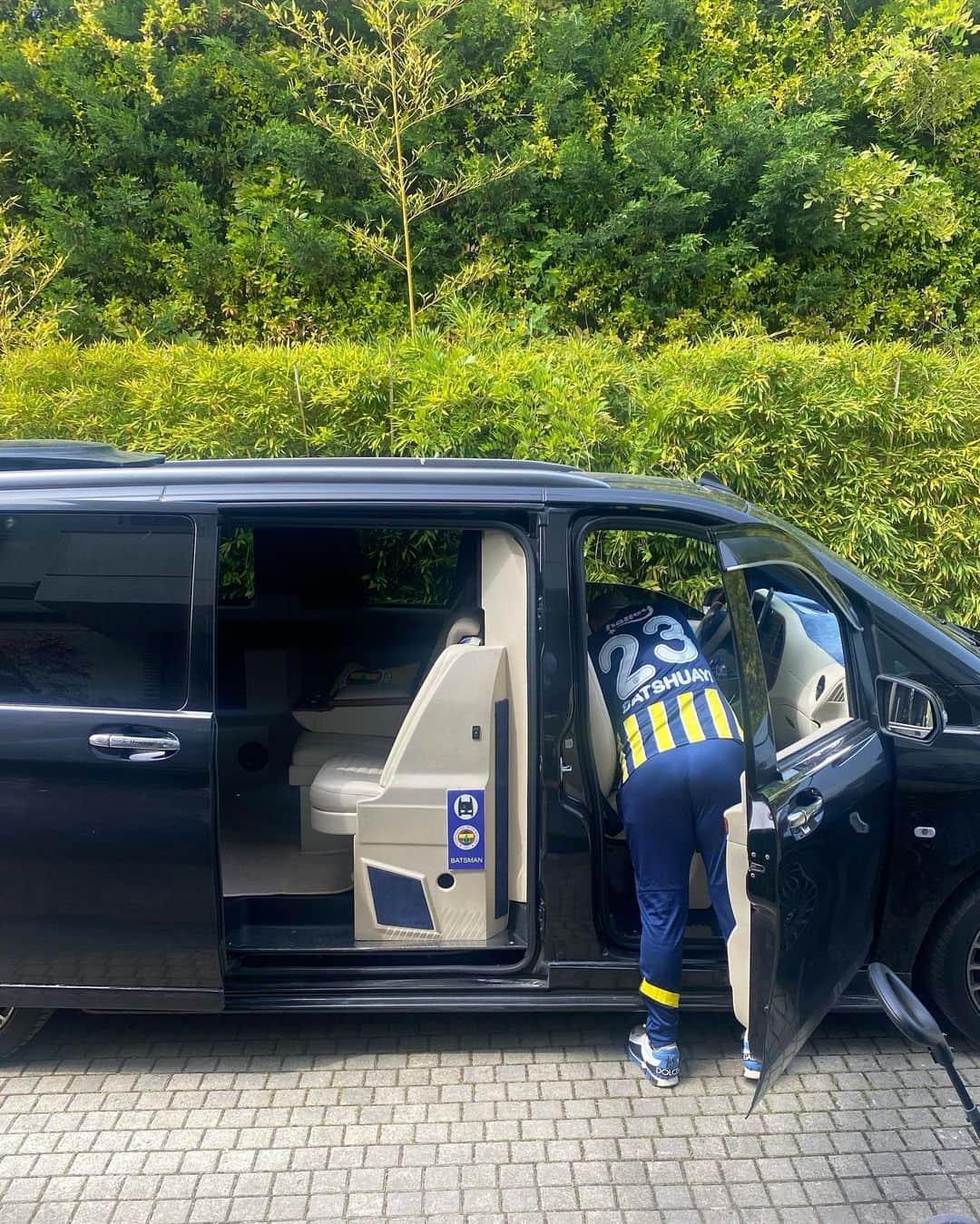 ミシー・バチュアイさんのインスタグラム写真 - (ミシー・バチュアイInstagram)「Fener all day everyday」5月19日 17時16分 - mbatshuayi