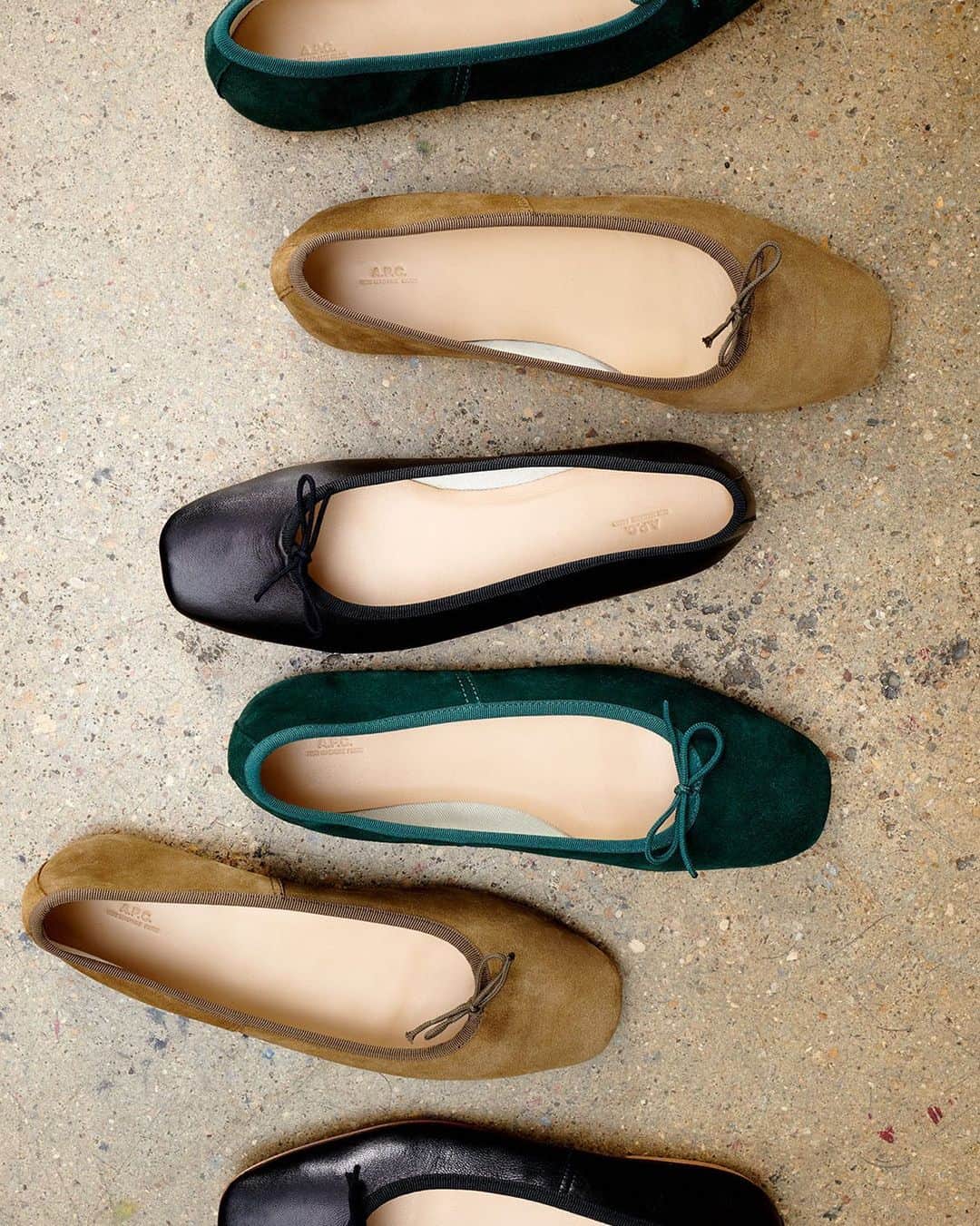 アーペーセーのインスタグラム：「The Leah Ballet flats.  An A.P.C. classic, ballerina flats have been a part of our collections for several years. Arriving in fresh colorways each season and with the occasional twist, they embody the effortlessly chic essence of A.P.C.   Explore the full color range in stores and at apc.fr   #APCParis」