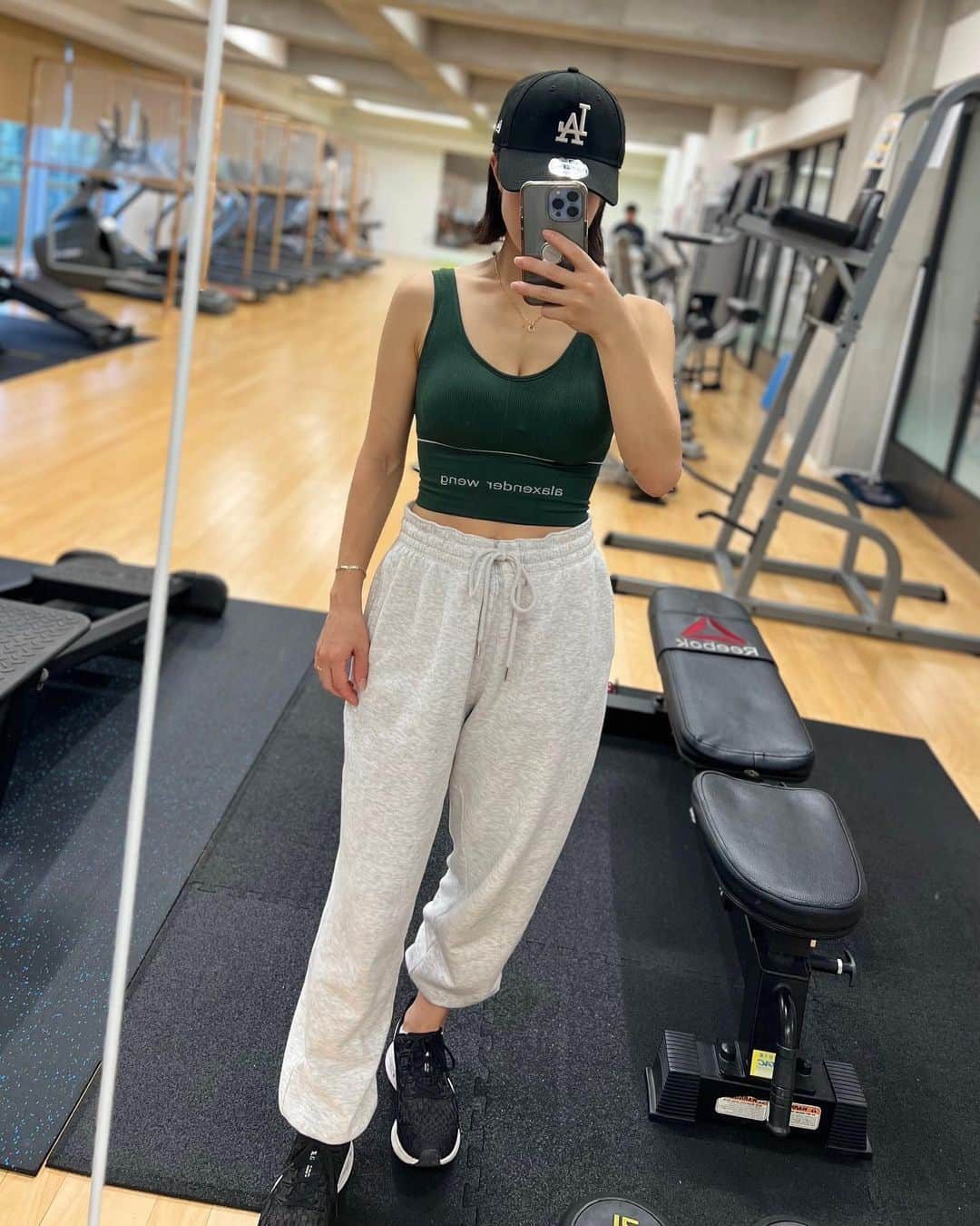 犬童美乃梨さんのインスタグラム写真 - (犬童美乃梨Instagram)「training🌱  #トレーニング #トレーニング女子 #ジム #筋トレ #筋トレ女子」5月19日 17時23分 - minudo