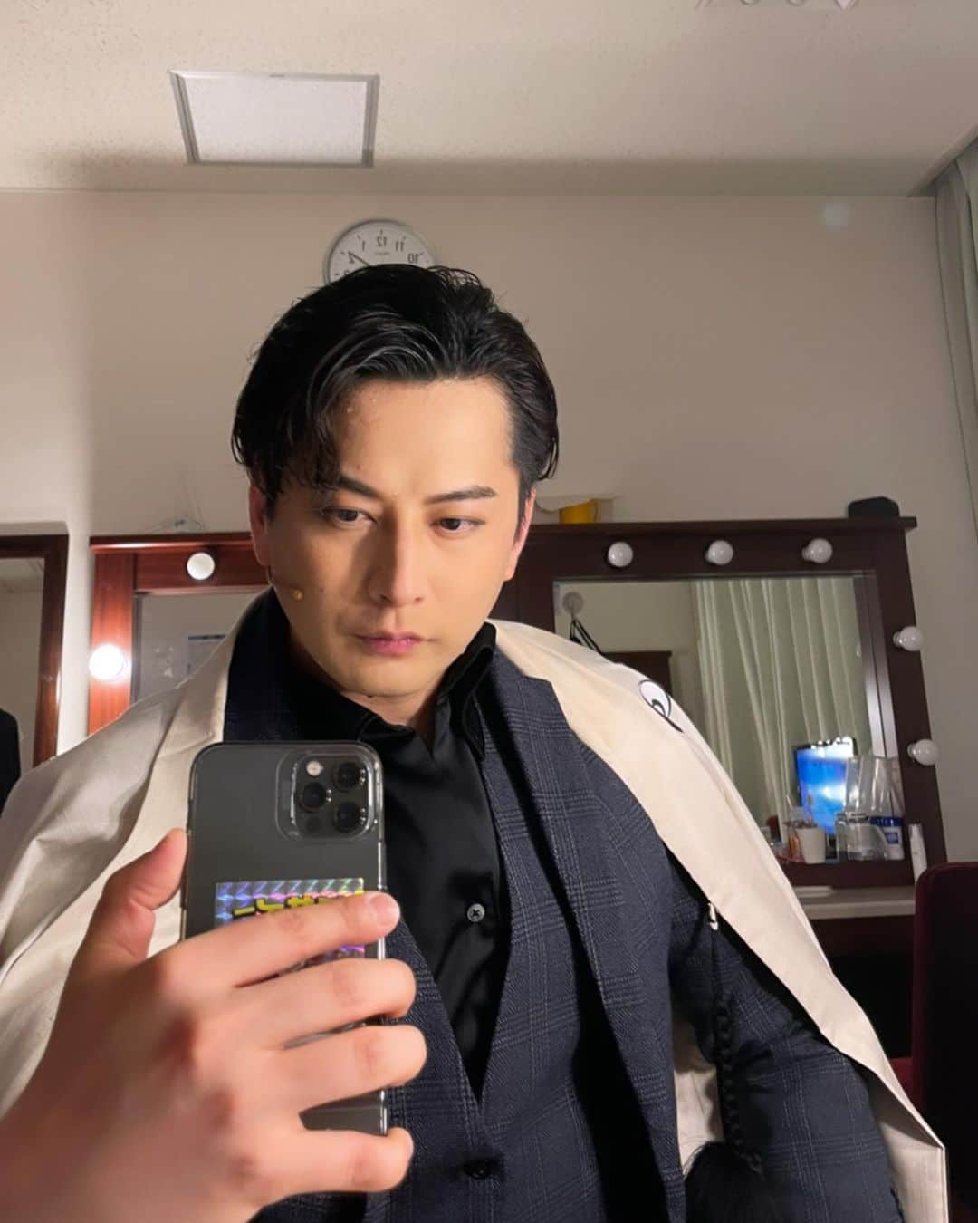 石黒英雄さんのインスタグラム写真 - (石黒英雄Instagram)「残り4公演頑張ります  #仁義なき幕末」5月19日 17時38分 - hideoishiguro