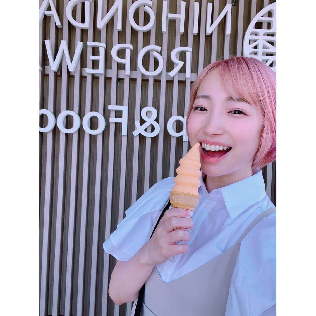 有明ゆなさんのインスタグラム写真 - (有明ゆなInstagram)「つぎはどこに ソフトクリーム🍦食べに 行こうかな🤣✌️ ガハハハハハハ . . . . #静岡 #静岡観光 #静岡グルメ #静岡市 #静岡旅行 #静岡市グルメ #静岡県 #しずおか #みかん #みかん🍊 #みかんソフトクリーム #ソフトクリーム #ソフトクリーム🍦」5月19日 17時39分 - ariake_yuna