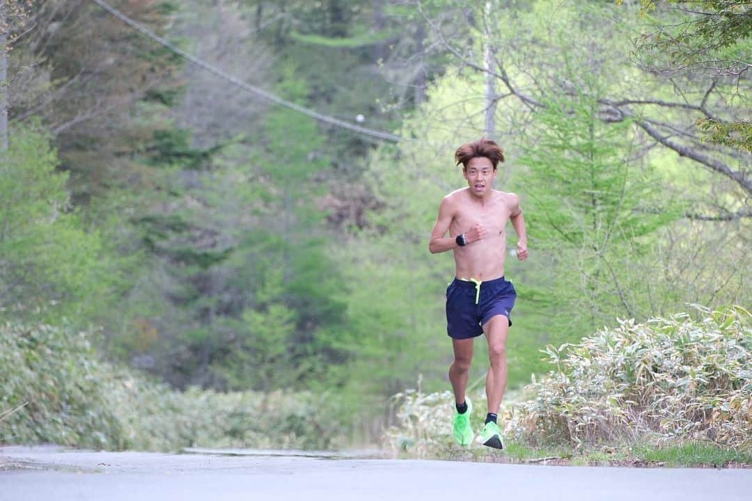 神野大地のインスタグラム：「hill training⛰️🏃 #富士見合宿 標高918m〜1946m！  📸 @arata_n @tsubouchi.takeshi」