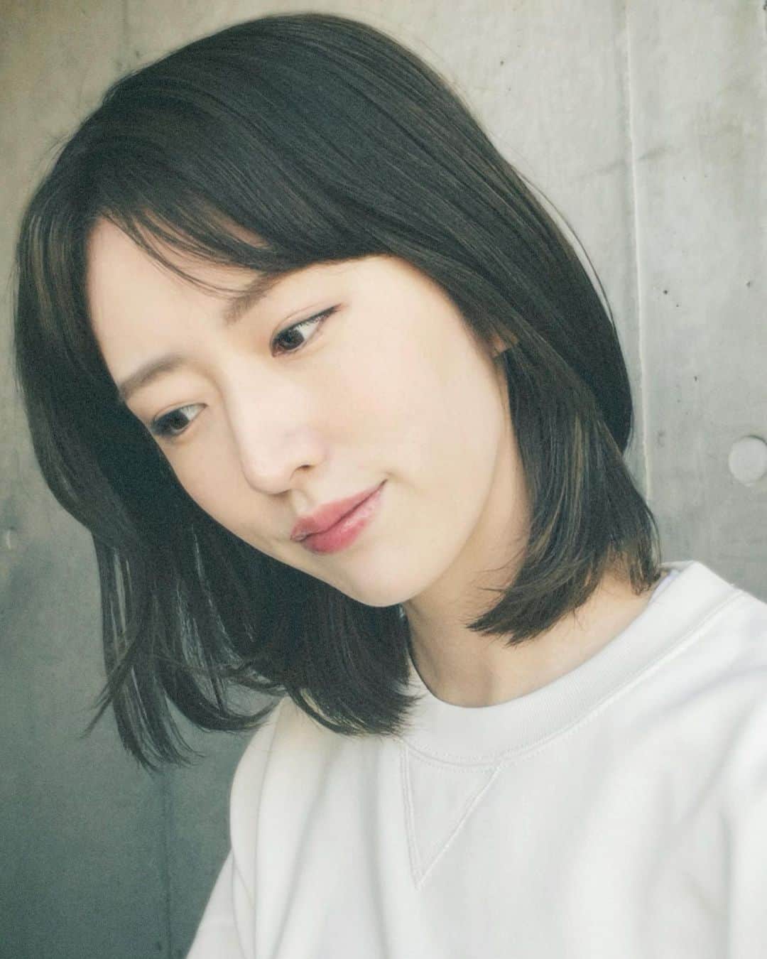 樋口柚子のインスタグラム：「🤍🍃」