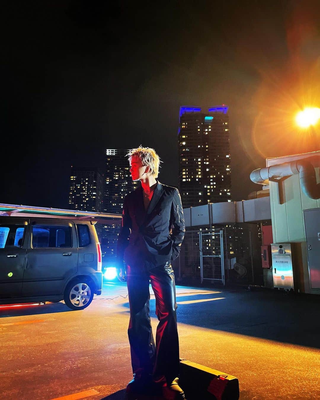のインスタグラム：「・  6th single『Ding Ding Dong』 22日に先行配信＆MV公開‼︎  もうすぐだよ 楽しみにしてて😈🔥  #BALLISTIKBOYZ #DingDingDong #BBZ_DDD」