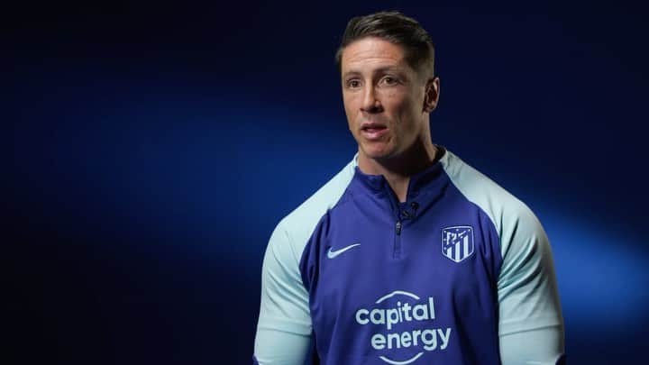 のインスタグラム：「❝Ha sido un año muy bonito y de aprendizaje para el equipo❞  — @fernandotorres analiza la temporada 2022/23 del Juvenil A 🔴⚪」
