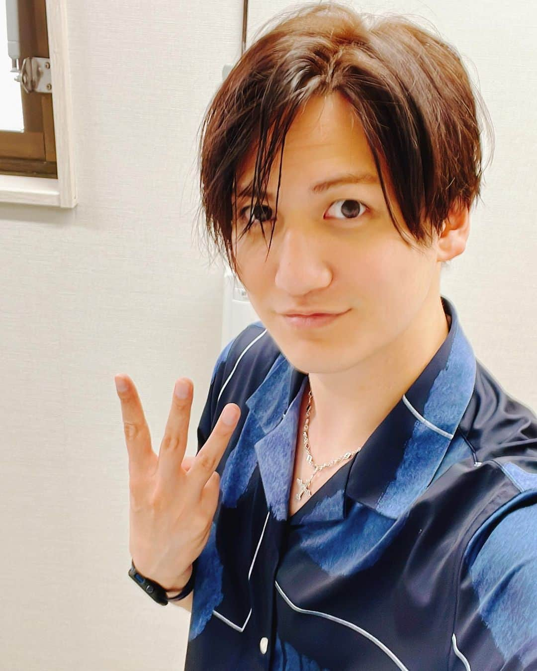 山口純のインスタグラム：「この間は33歳誕生日イベントに来てくださった皆様ありがとうございました！！ 33歳も皆様と楽しい事ができる様に頑張ります！  明日はモデちゃんです！ 会場観覧、視聴是非お待ちしてます！！  #新選組リアン#人生が変わる1分間の深イイ話 #行列ができる法律相談所 #ヘキサゴン #ヘキサゴンファミリー #モデちゃん #アイドル #メンズノンノ #メンズノンノモデル」