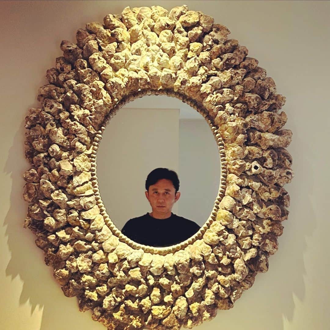 有吉弘行さんのインスタグラム写真 - (有吉弘行Instagram)「鏡。」5月19日 20時39分 - ariyoshihiroiki