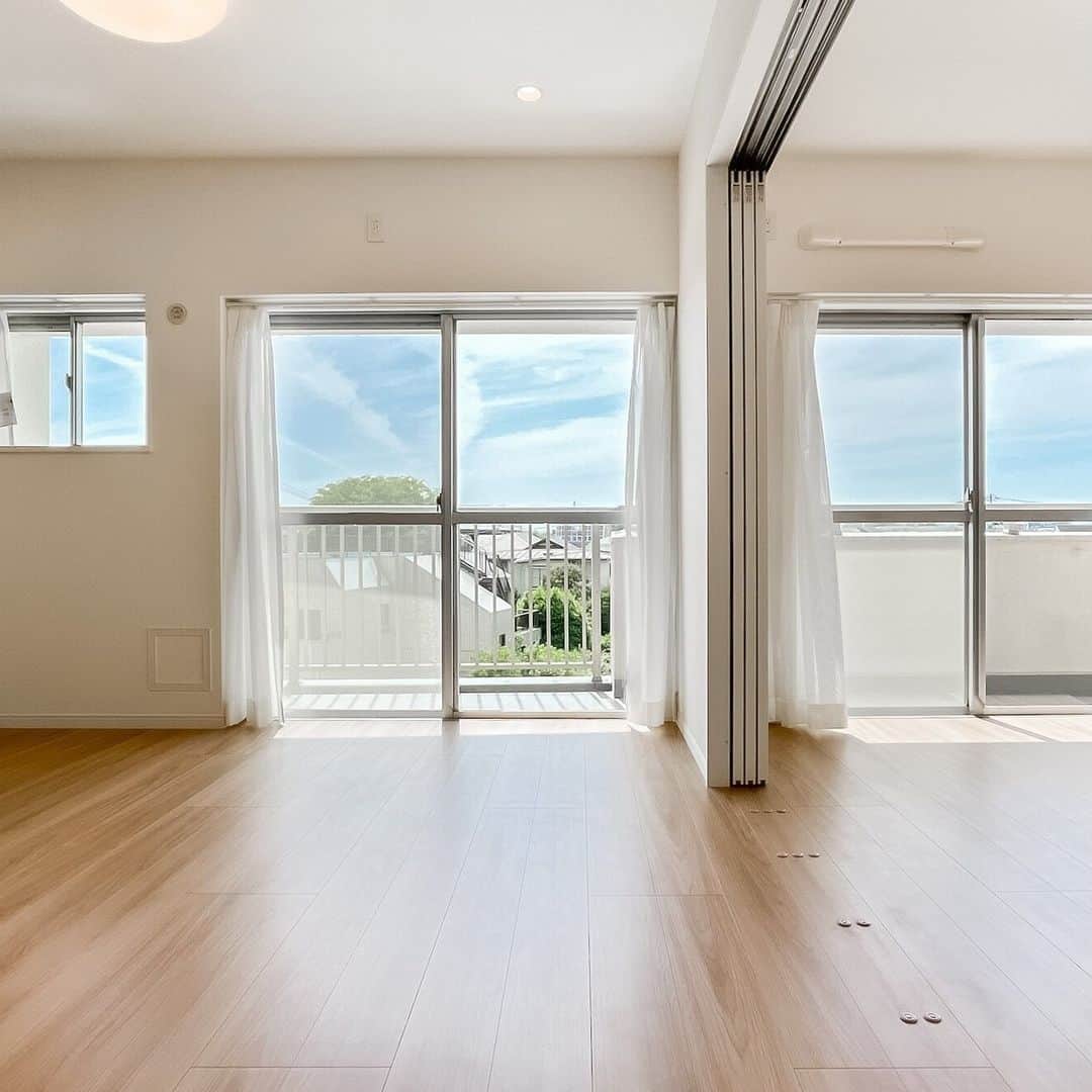 カウカモ ｜『一点もの』の住まいに出会おうのグルメインスタ